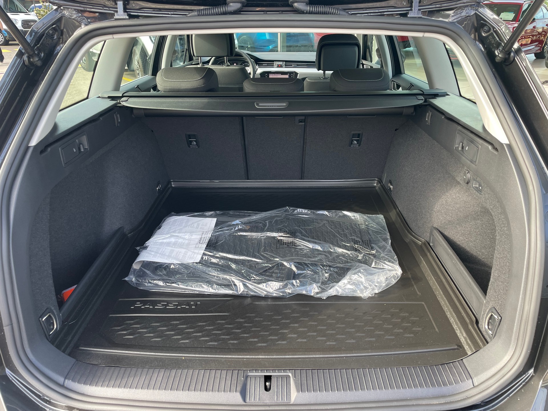 VW Passat 1.5 TSI Business-image-23