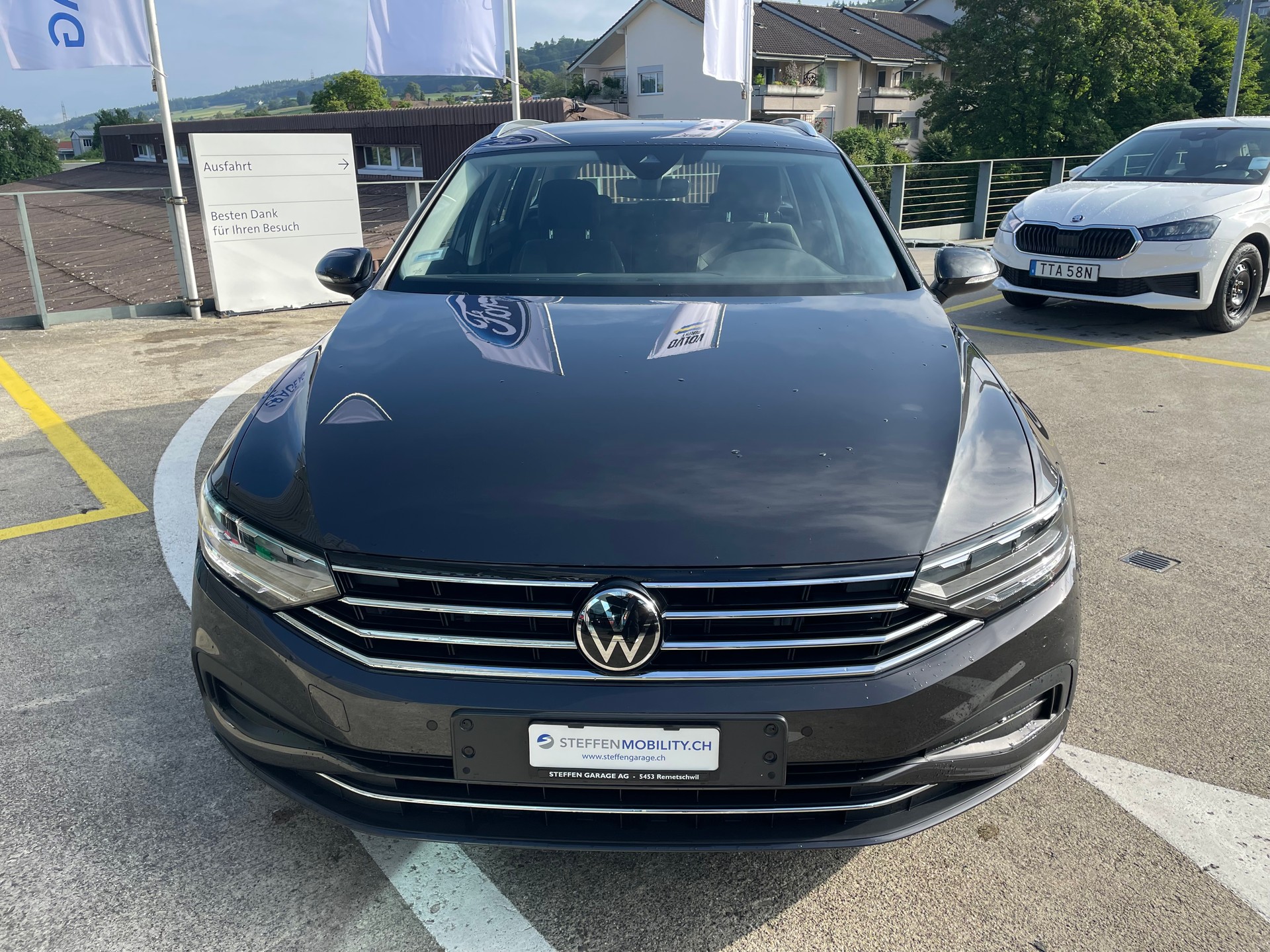 VW Passat 1.5 TSI Business-image-4