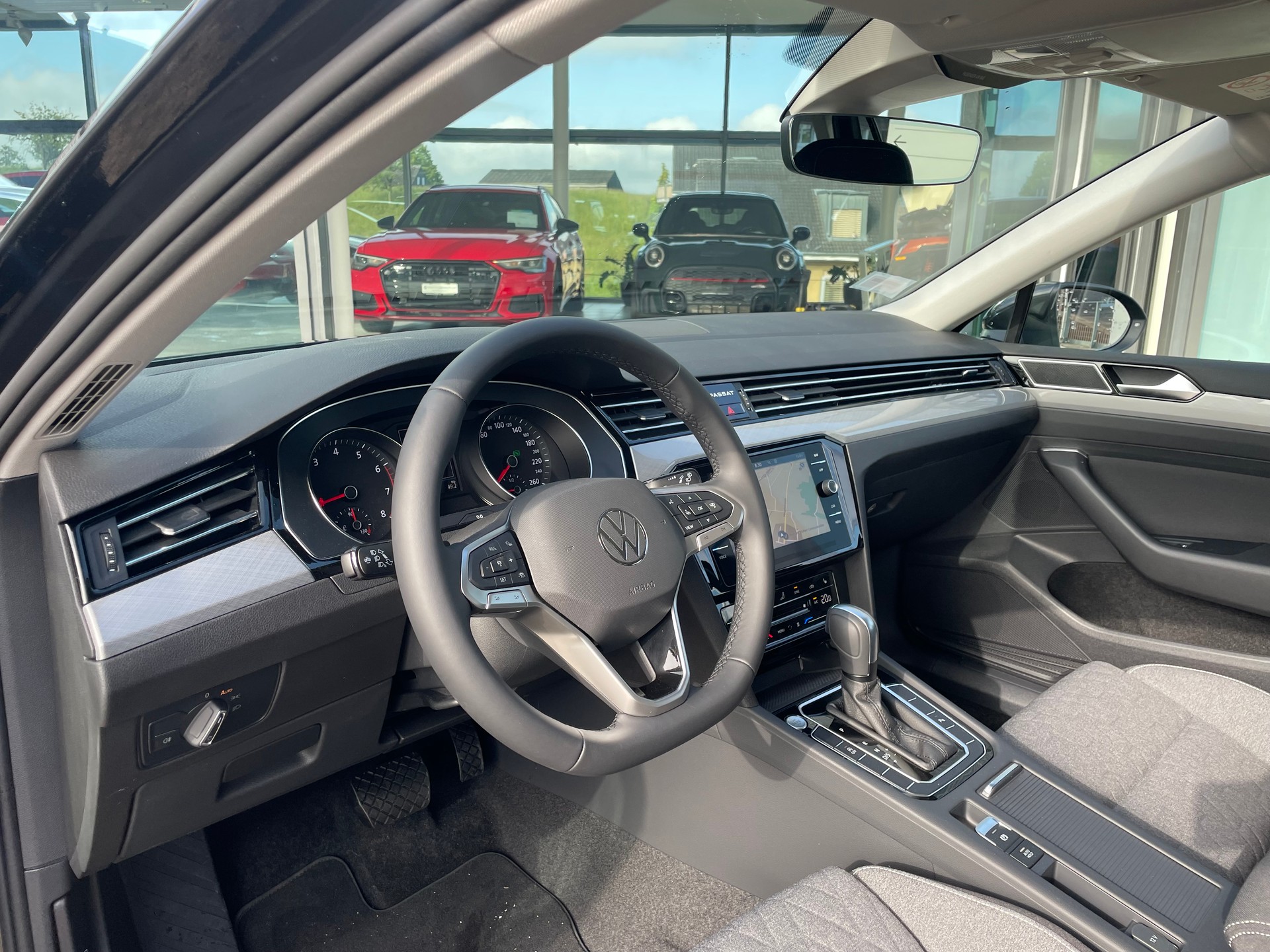 VW Passat 1.5 TSI Business-image-11