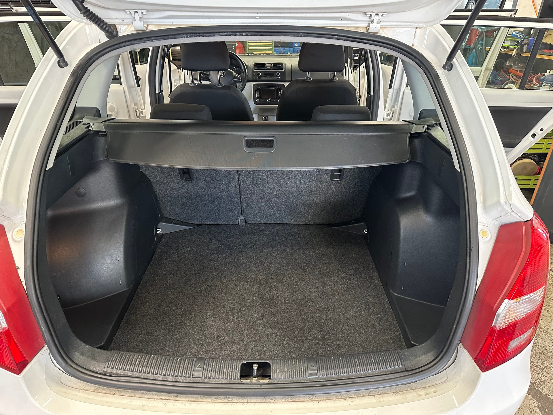 SKODA Fabia 1.2 TDI Greenline-image-15