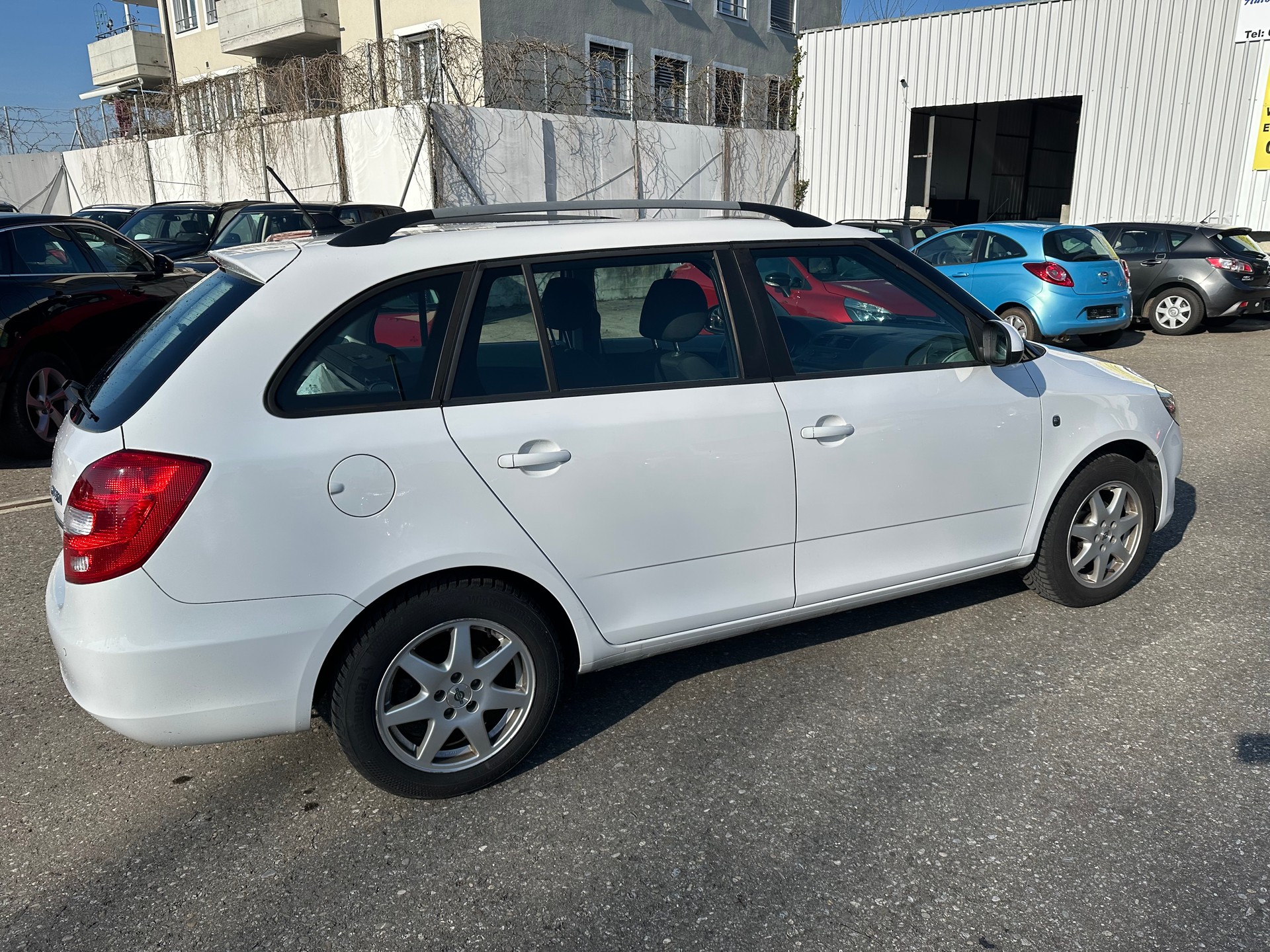 SKODA Fabia 1.2 TDI Greenline-image-2