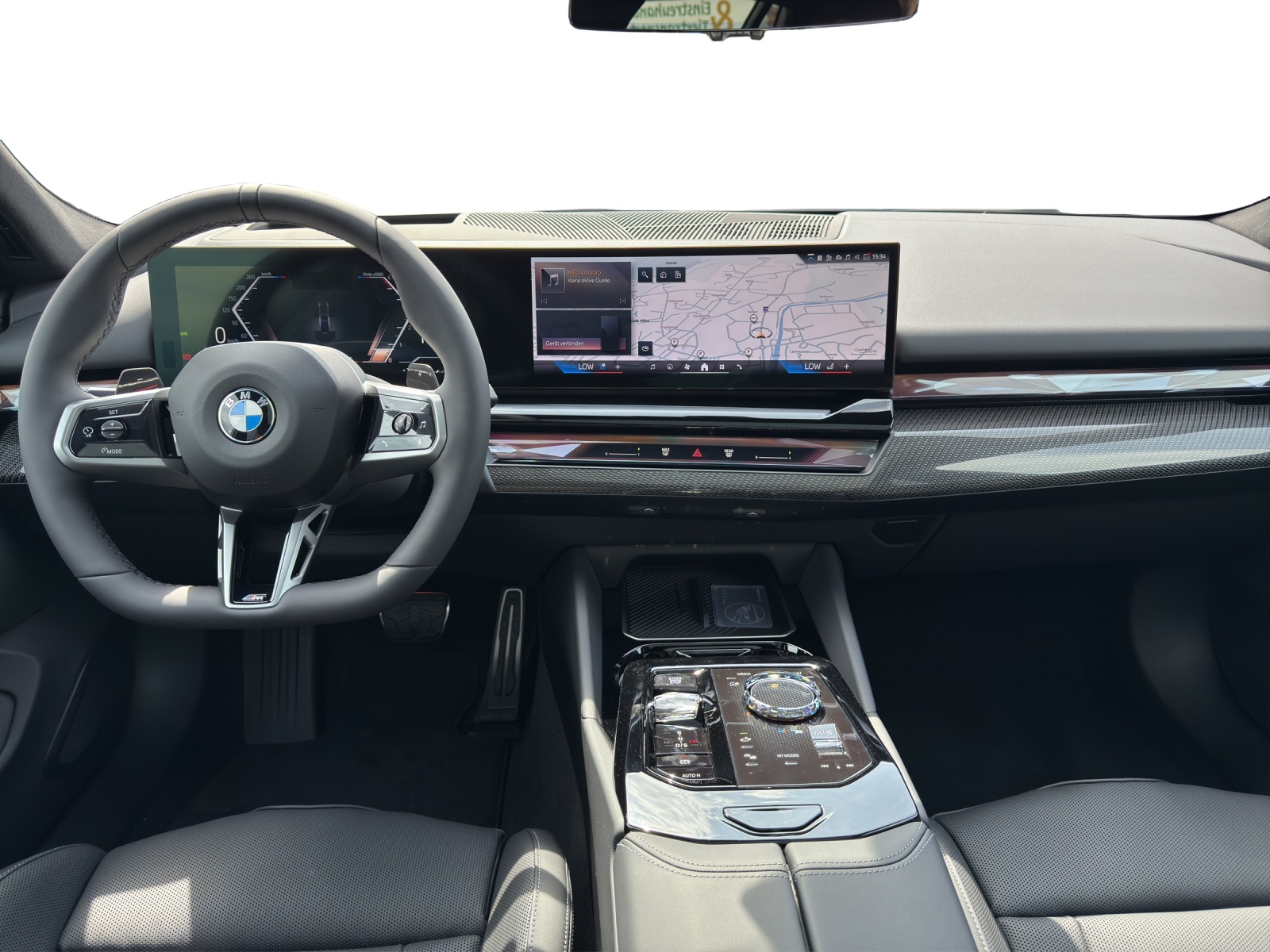 BMW 540d xDrive 48V Touring M Sport Pro Steptronic-image-11