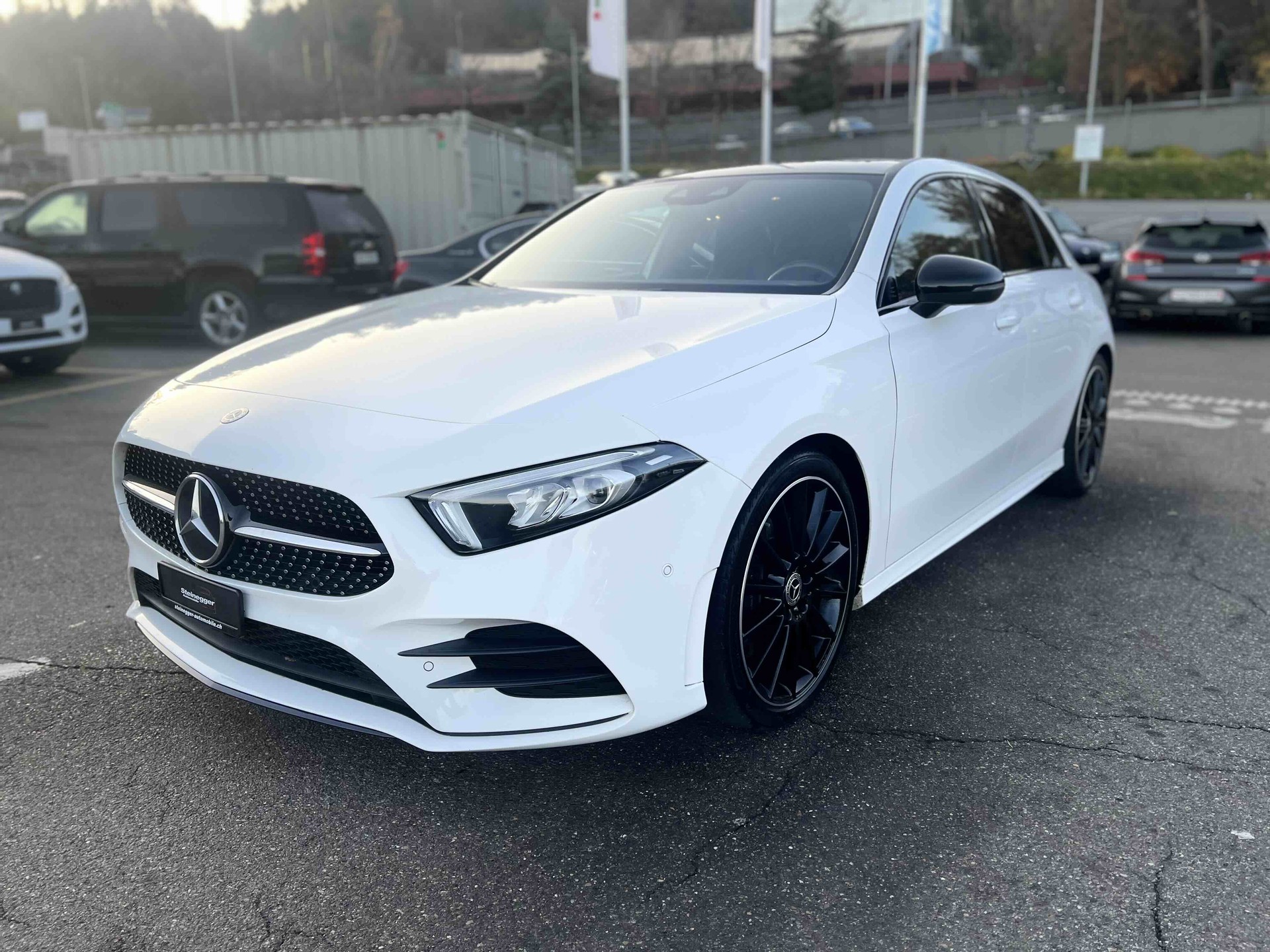 MERCEDES-BENZ A 250 4Matic AMG Line 4Matic 7G-DCT-image-4
