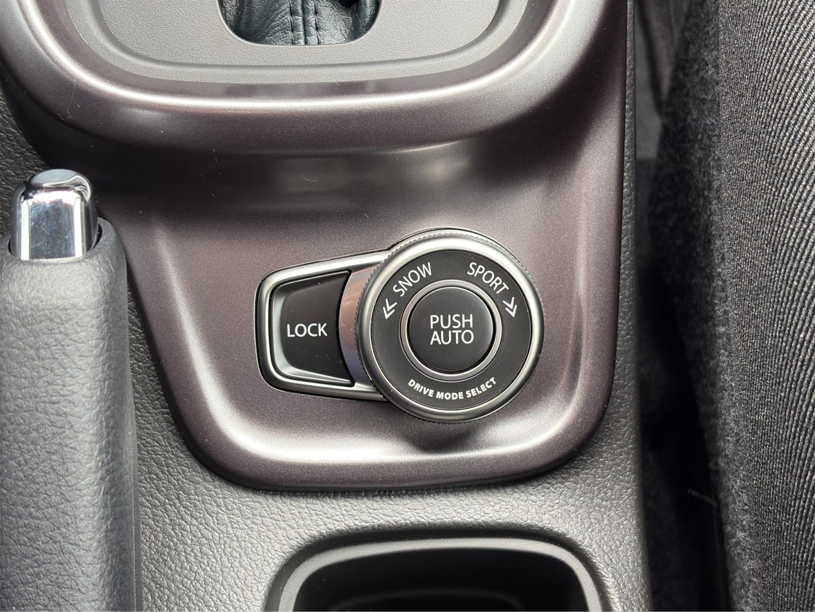 SUZUKI Vitara 1.4 T Compact+ Hybrid 4x4-image-14