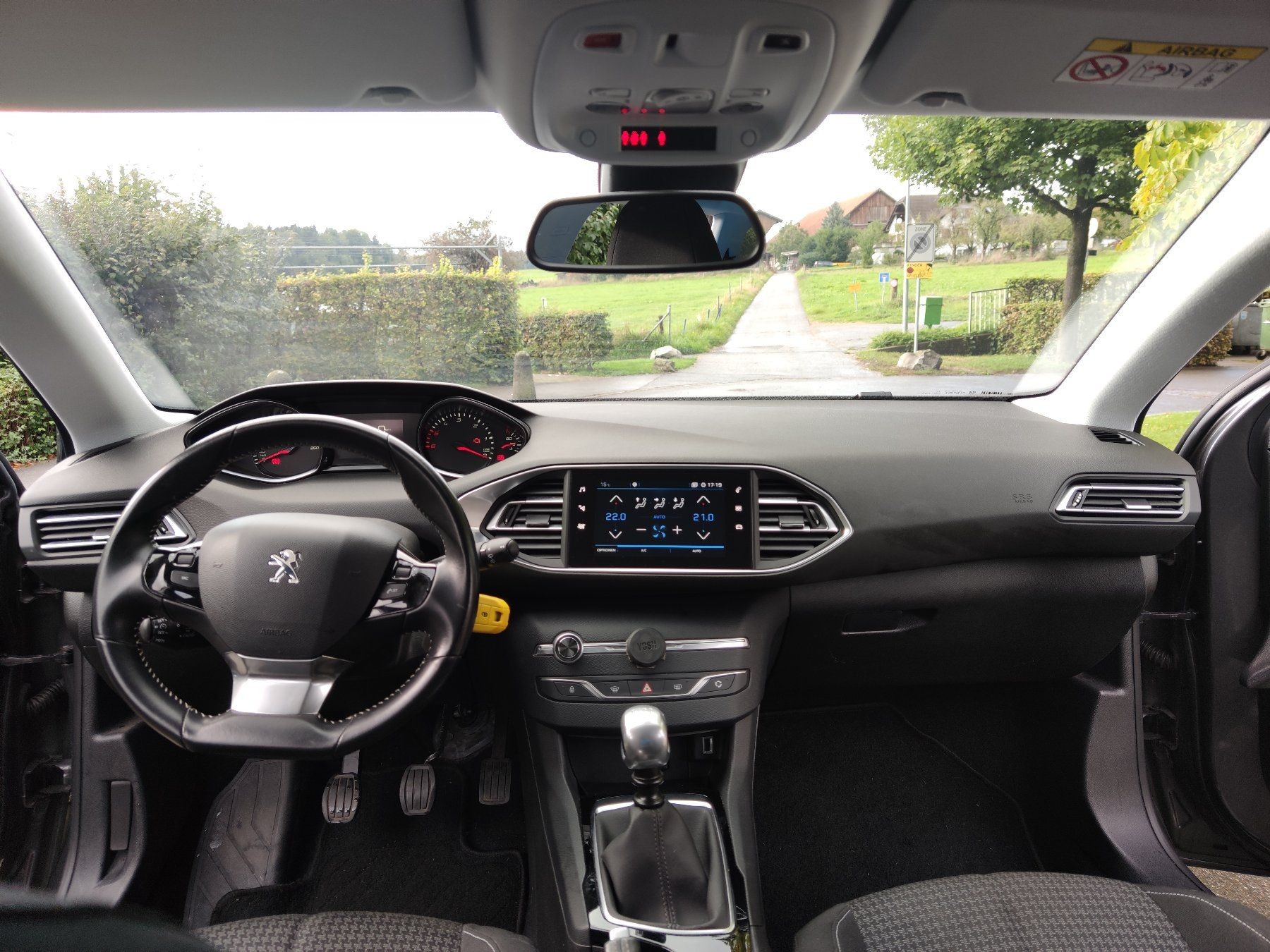 PEUGEOT 308 SW-image-3