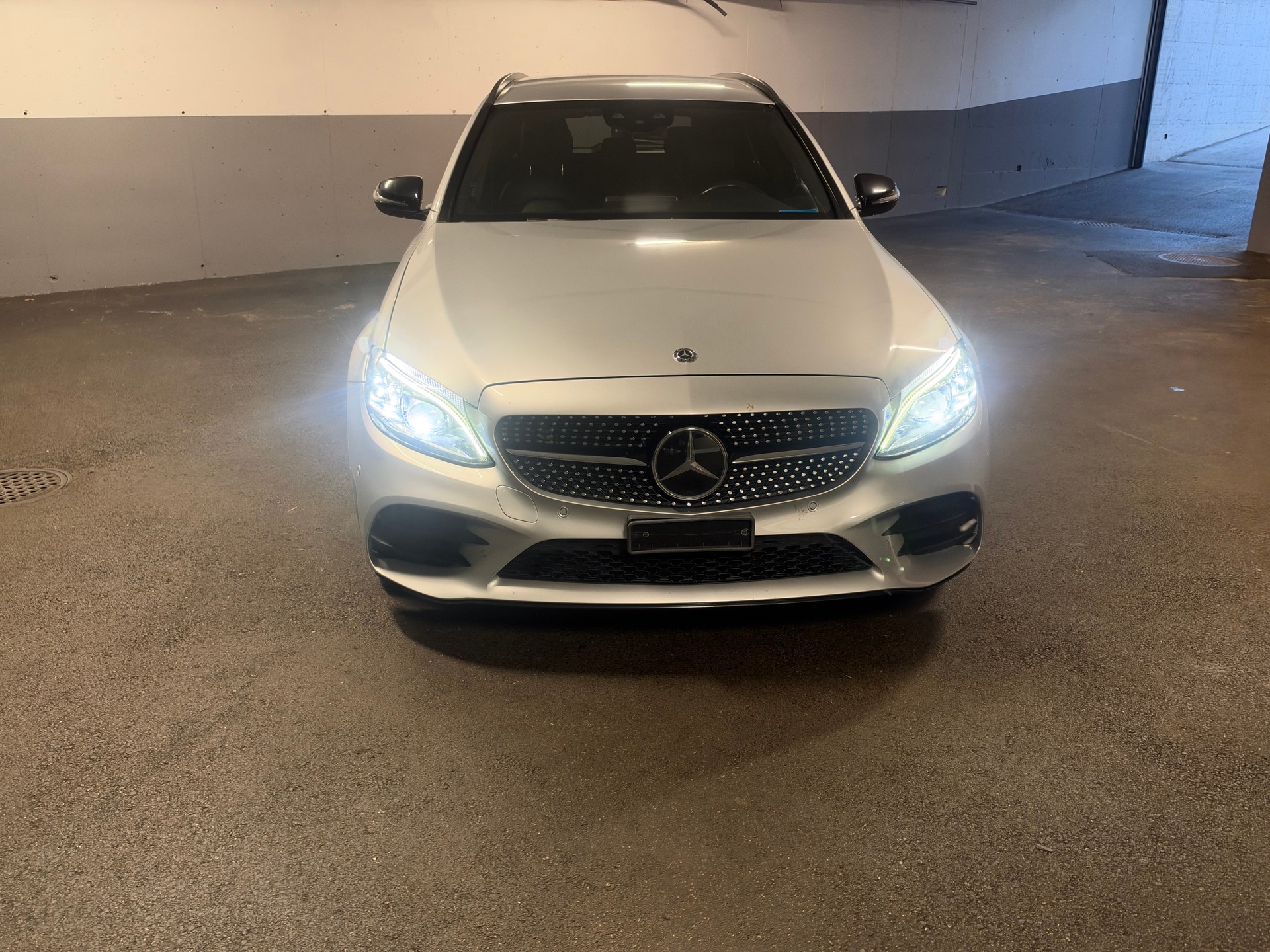 MERCEDES-BENZ C 220 d Swiss Star AMG Line 4M 9G-Tronic