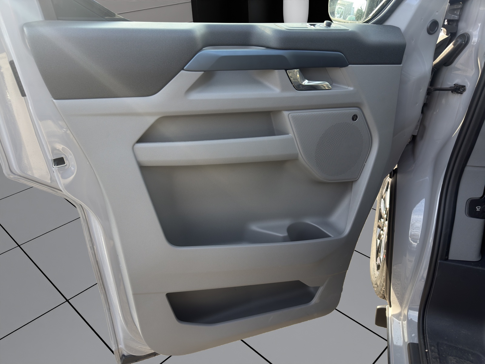 Image FORD TOURNEO-CUSTOM Tourneo Bus 340 L1H1 65kWh Active