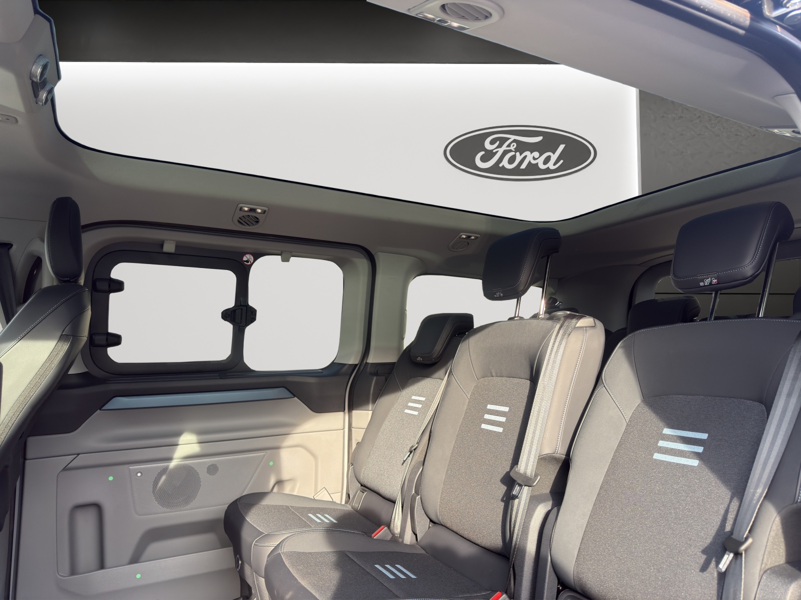 Image FORD TOURNEO-CUSTOM Tourneo Bus 340 L1H1 65kWh Active