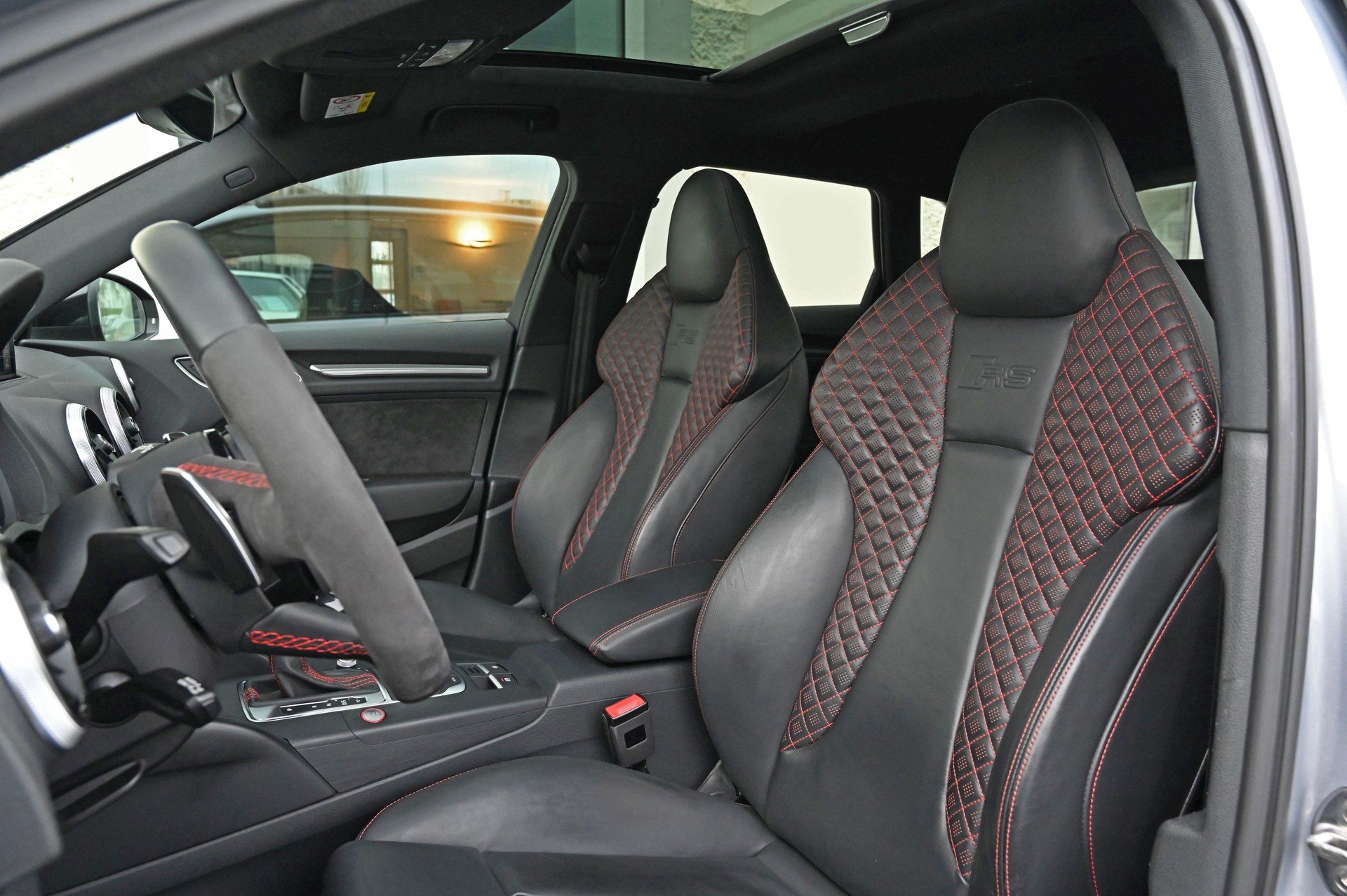 AUDI RS3 "APR 555 Kit" Sportback 2.5 TSI quattro S-tronic-image-10