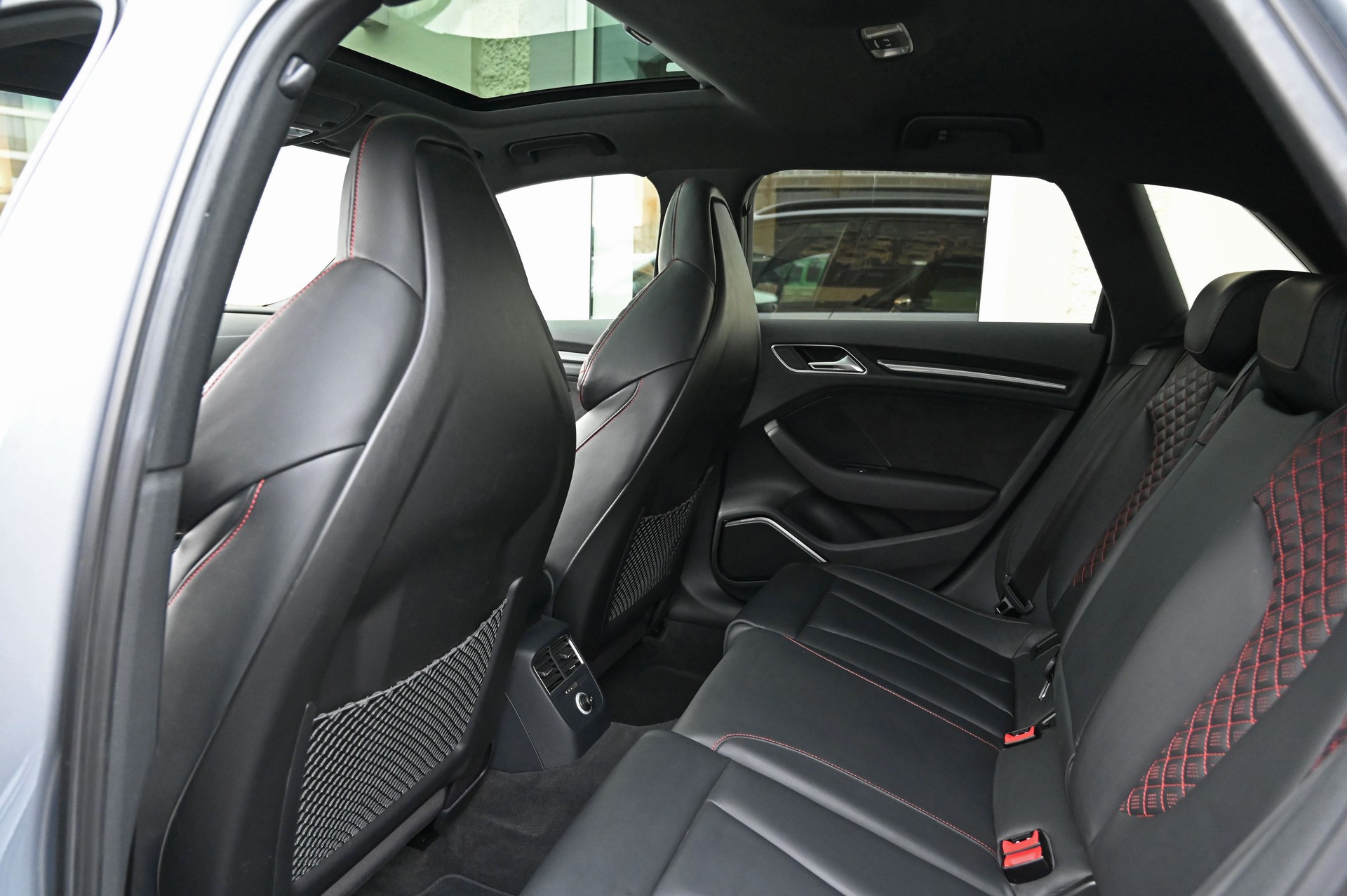 AUDI RS3 "APR 555 Kit" Sportback 2.5 TSI quattro S-tronic-image-12