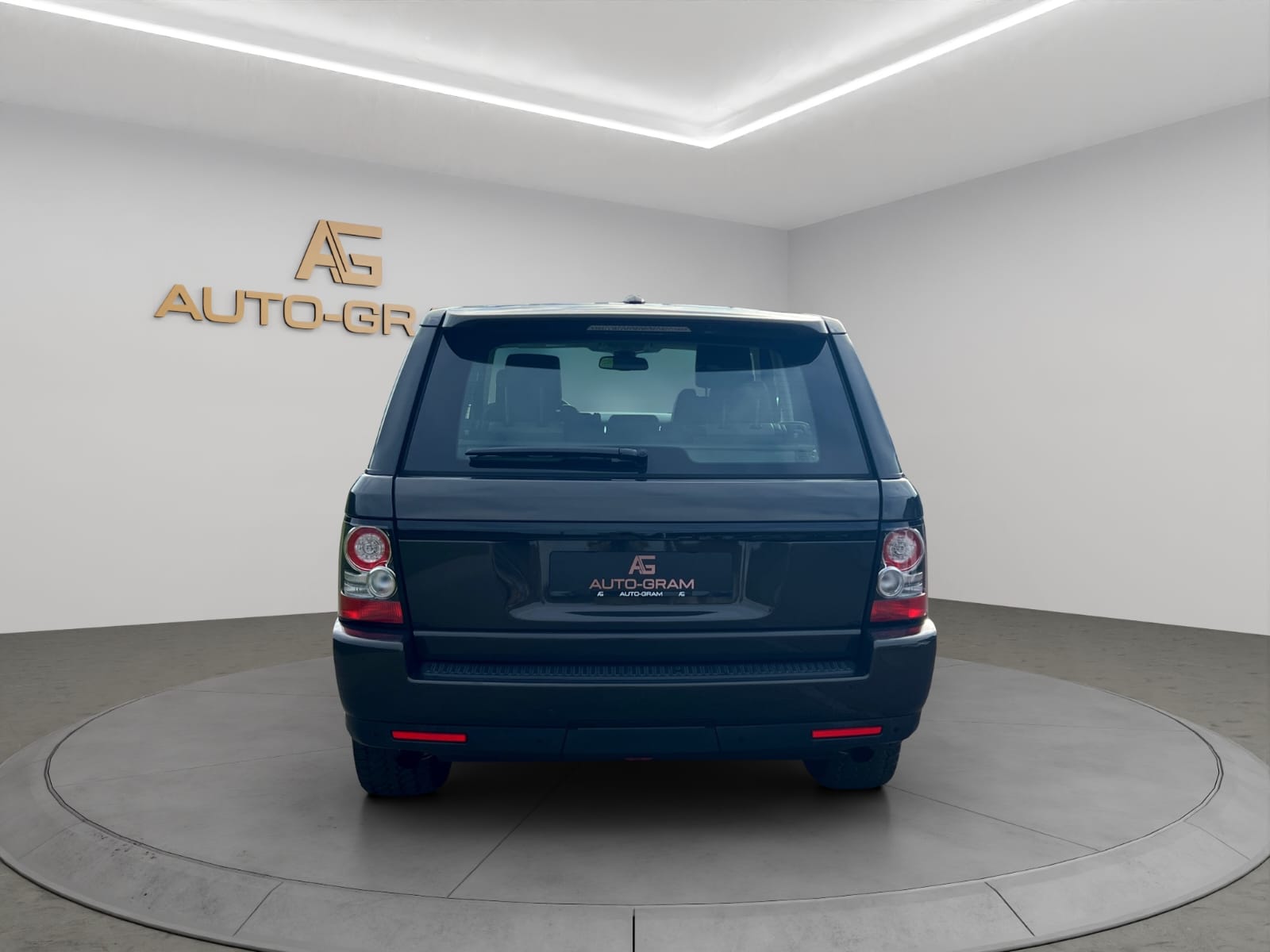 LAND ROVER Range Rover Sport 3.0 TDV6 Autobiography Automatic-image-3