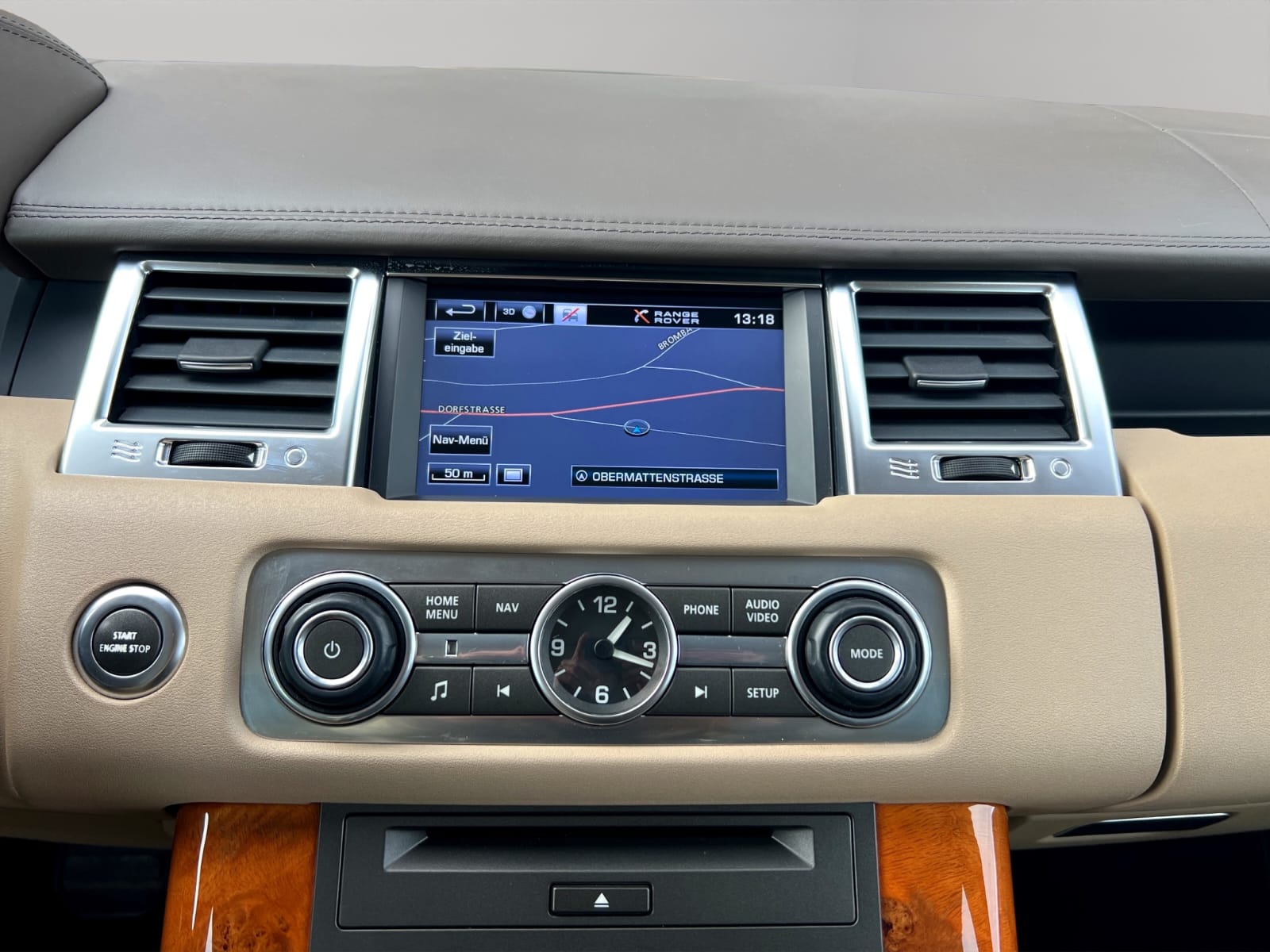 LAND ROVER Range Rover Sport 3.0 TDV6 Autobiography Automatic-image-16