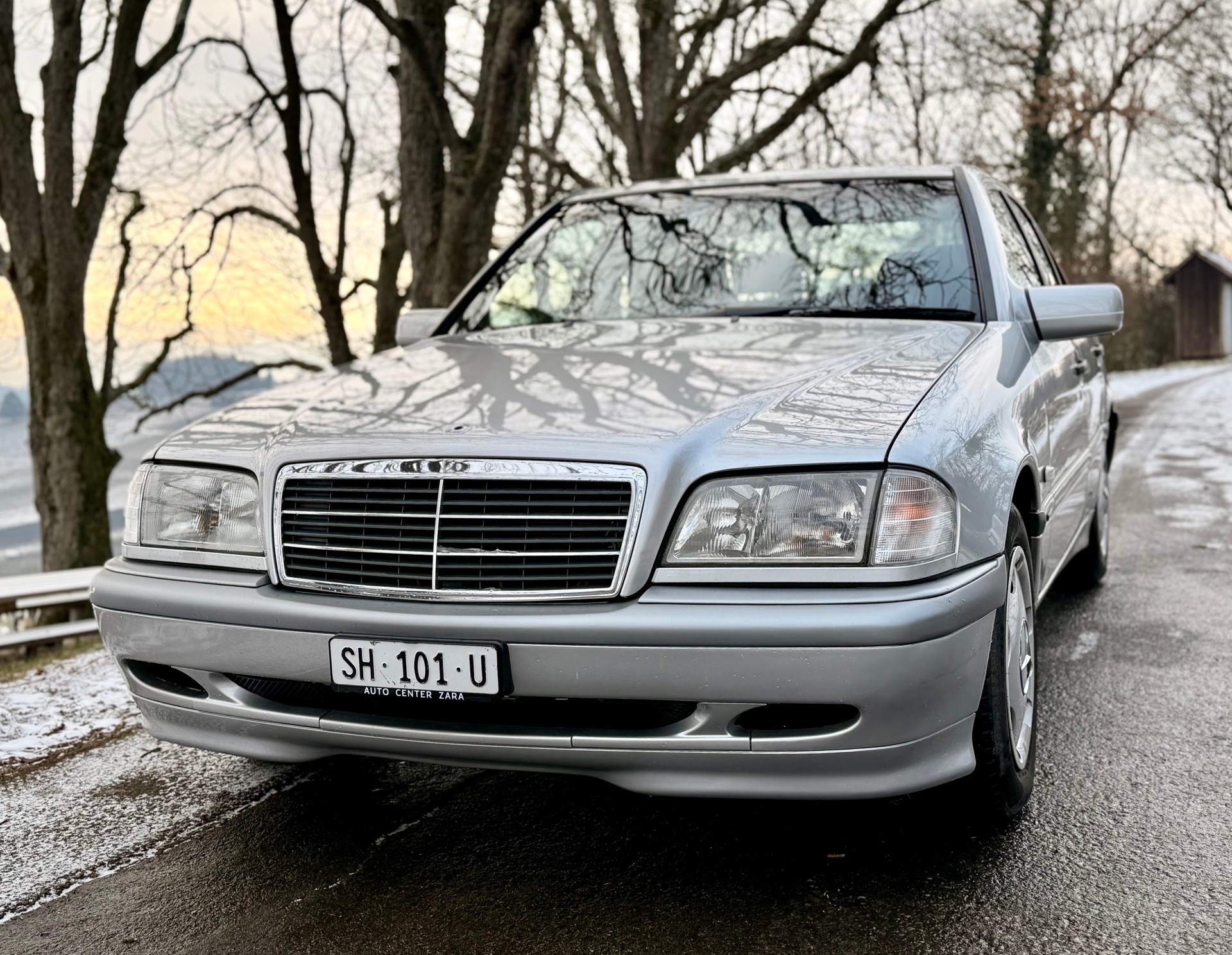 MERCEDES-BENZ C 180 Esprit-image-4