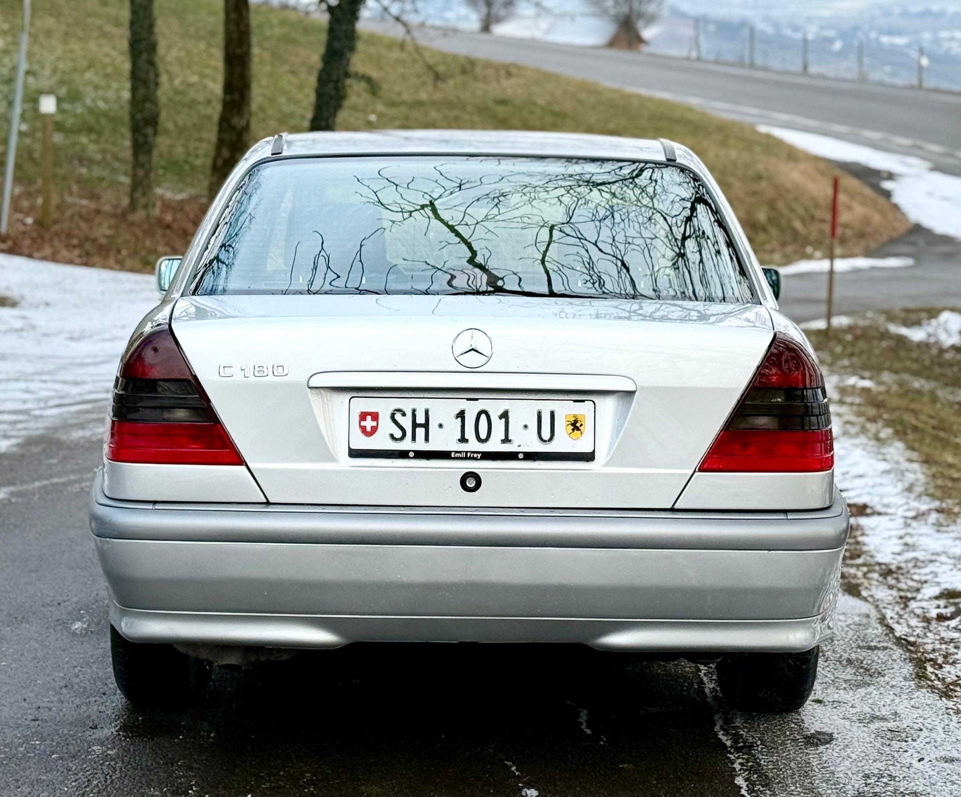 MERCEDES-BENZ C 180 Esprit-image-13