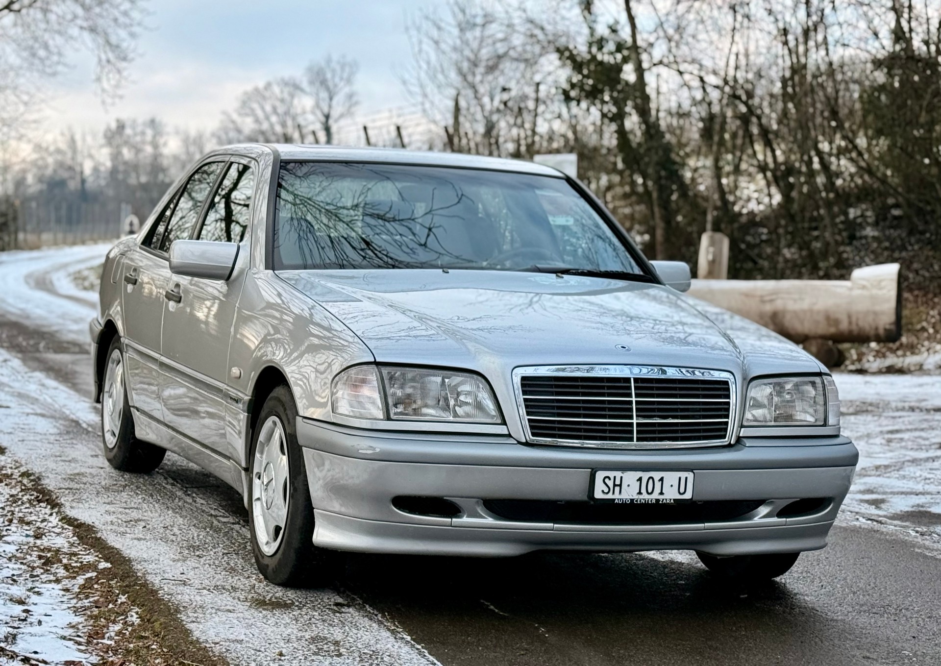 MERCEDES-BENZ C 180 Esprit-image-6