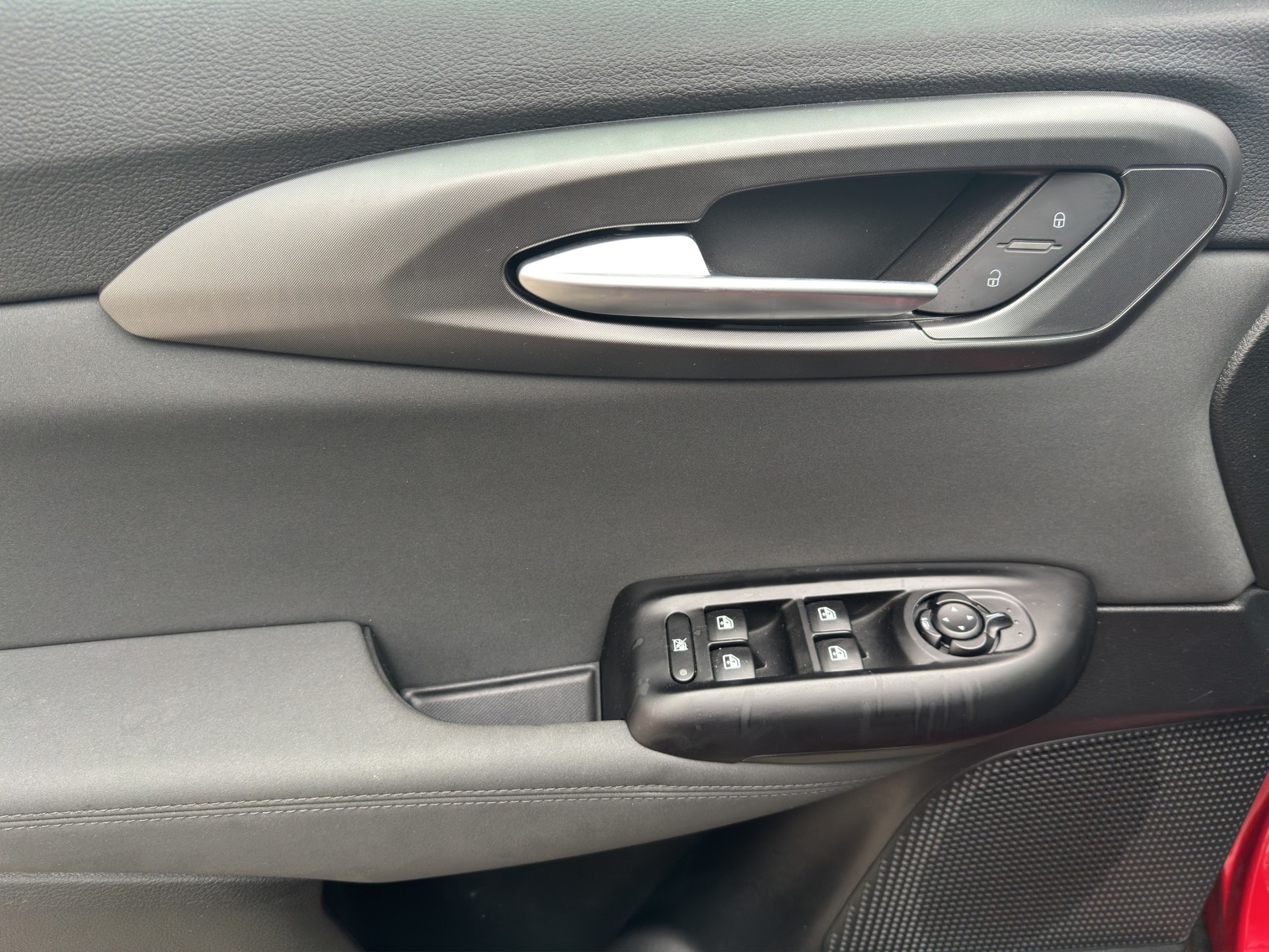 ALFA ROMEO Tonale 1.3 Plug-in-Hybrid Q4 Ti Edition-image-8