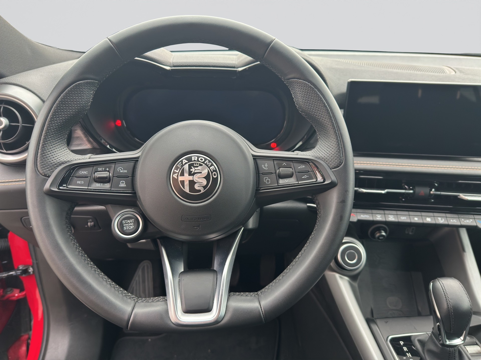 ALFA ROMEO Tonale 1.3 Plug-in-Hybrid Q4 Ti Edition-image-9