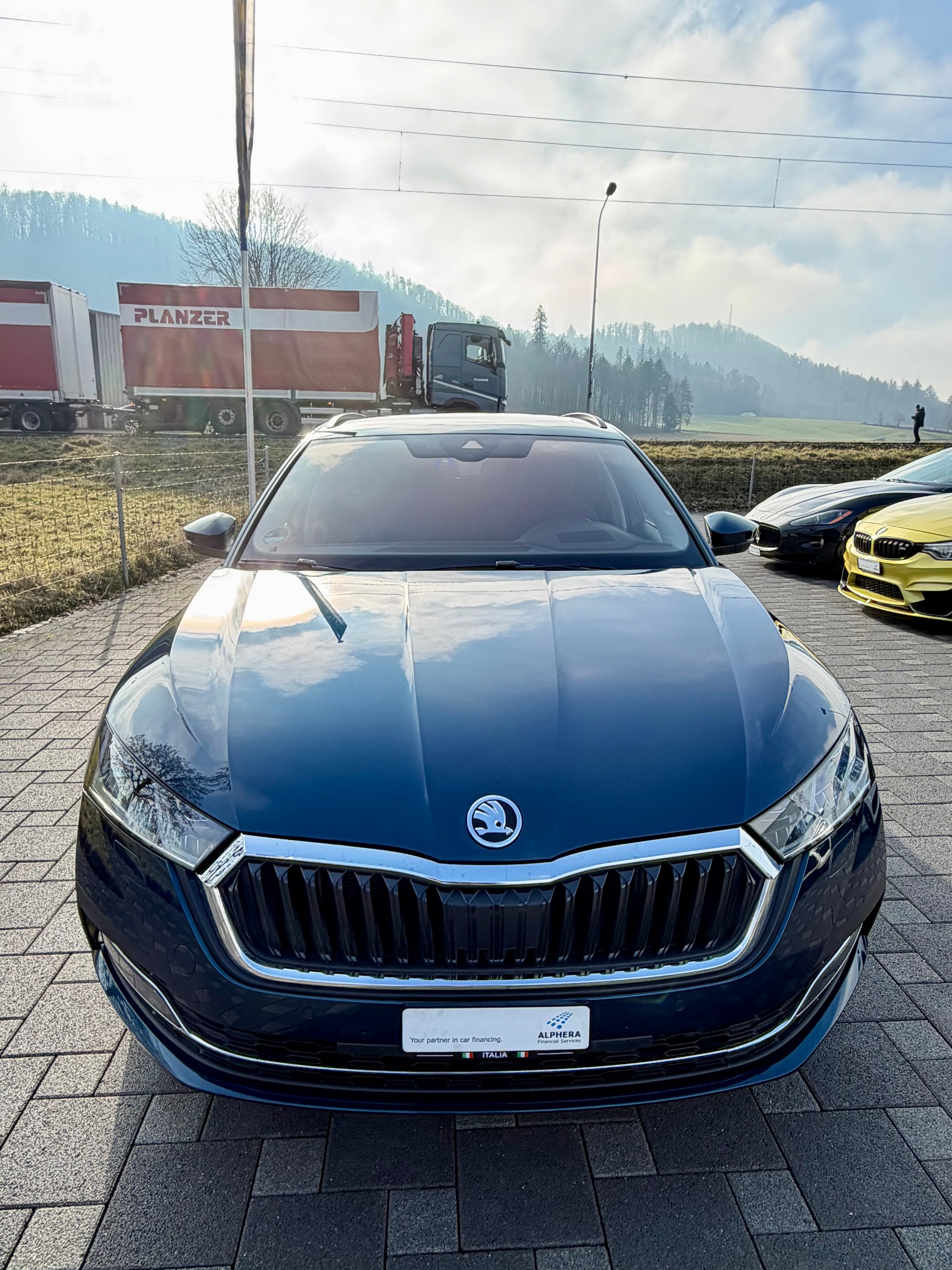 SKODA Octavia Combi 2.0 TDI DSG Style-image-6