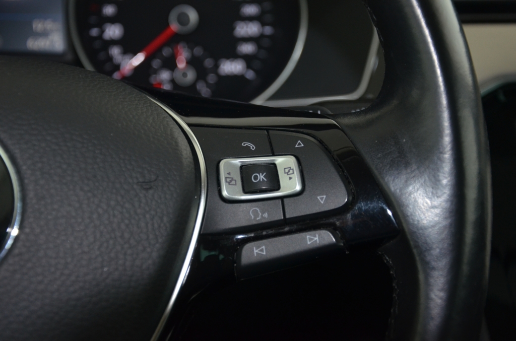 VW Passat 2.0 TDI Highline 4Motion-image-20