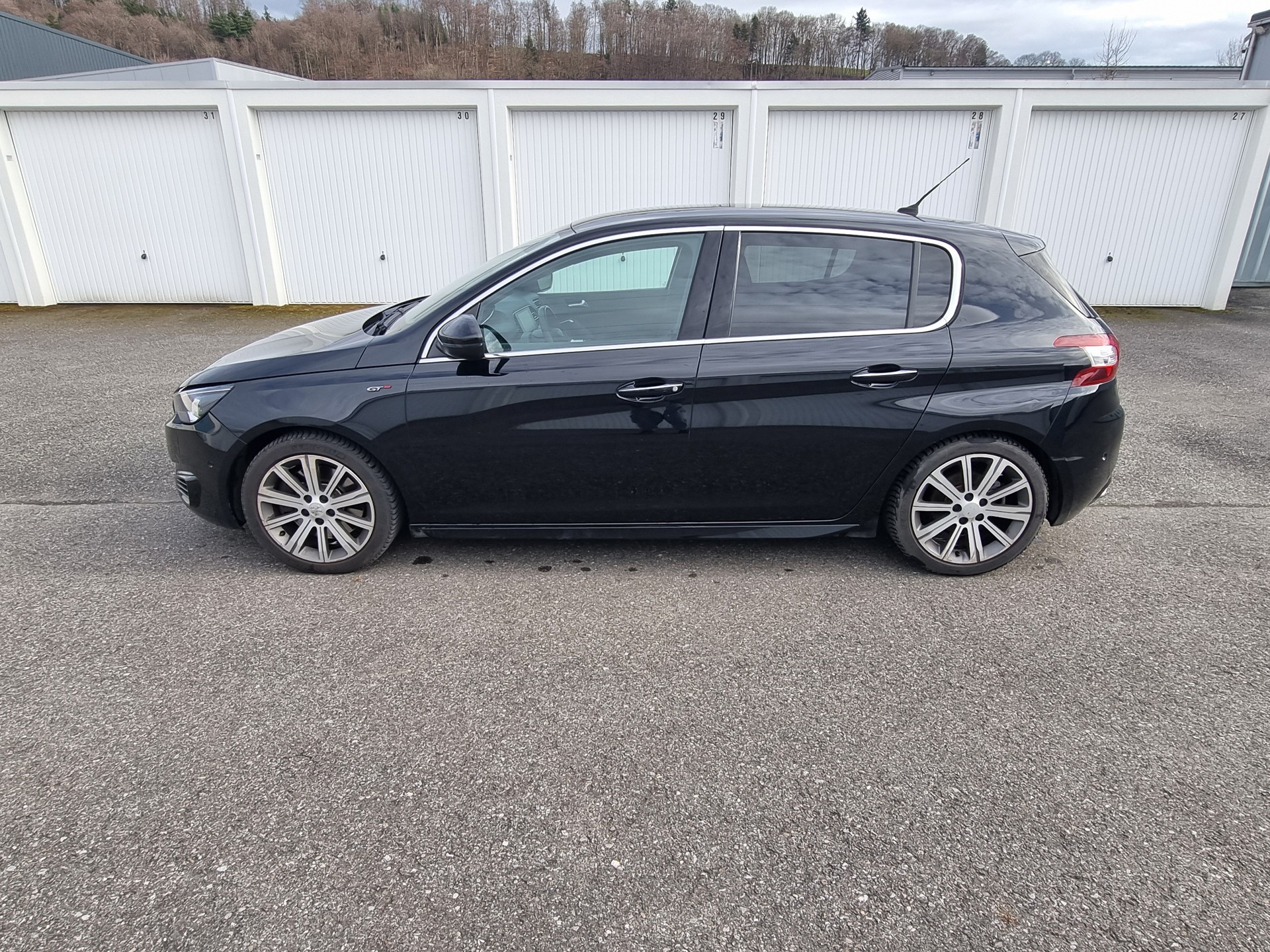 PEUGEOT 308 1.6 e-THP GT-image-7