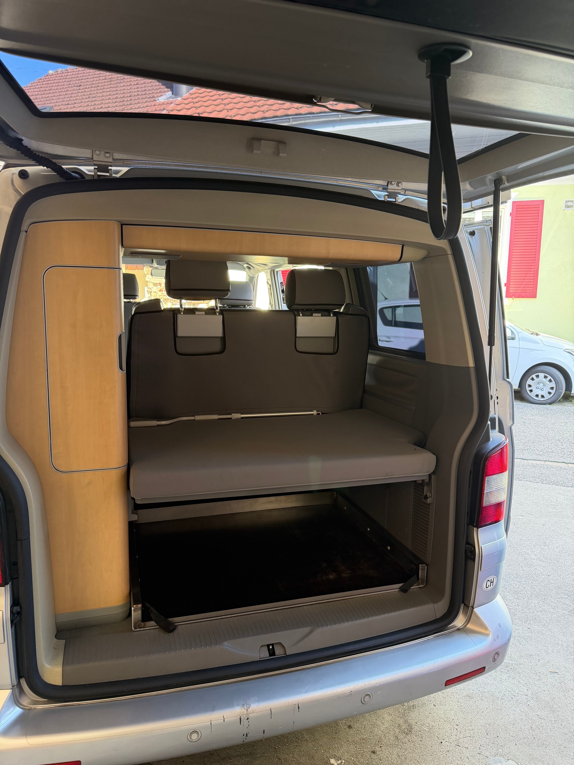 VW T5 Caravelle Comfort 2.5 TDI PD-image-6