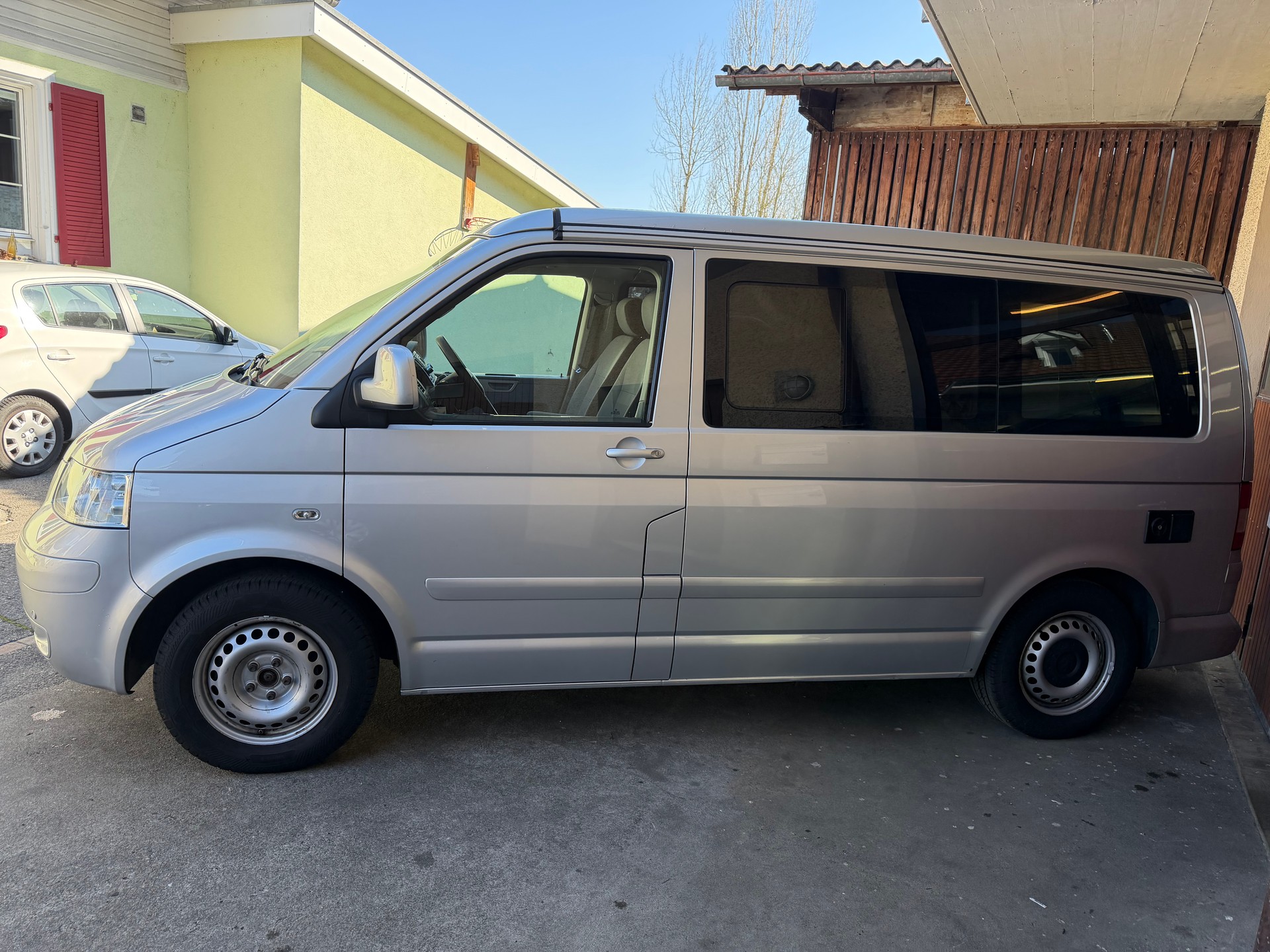 VW T5 Caravelle Comfort 2.5 TDI PD-image-1