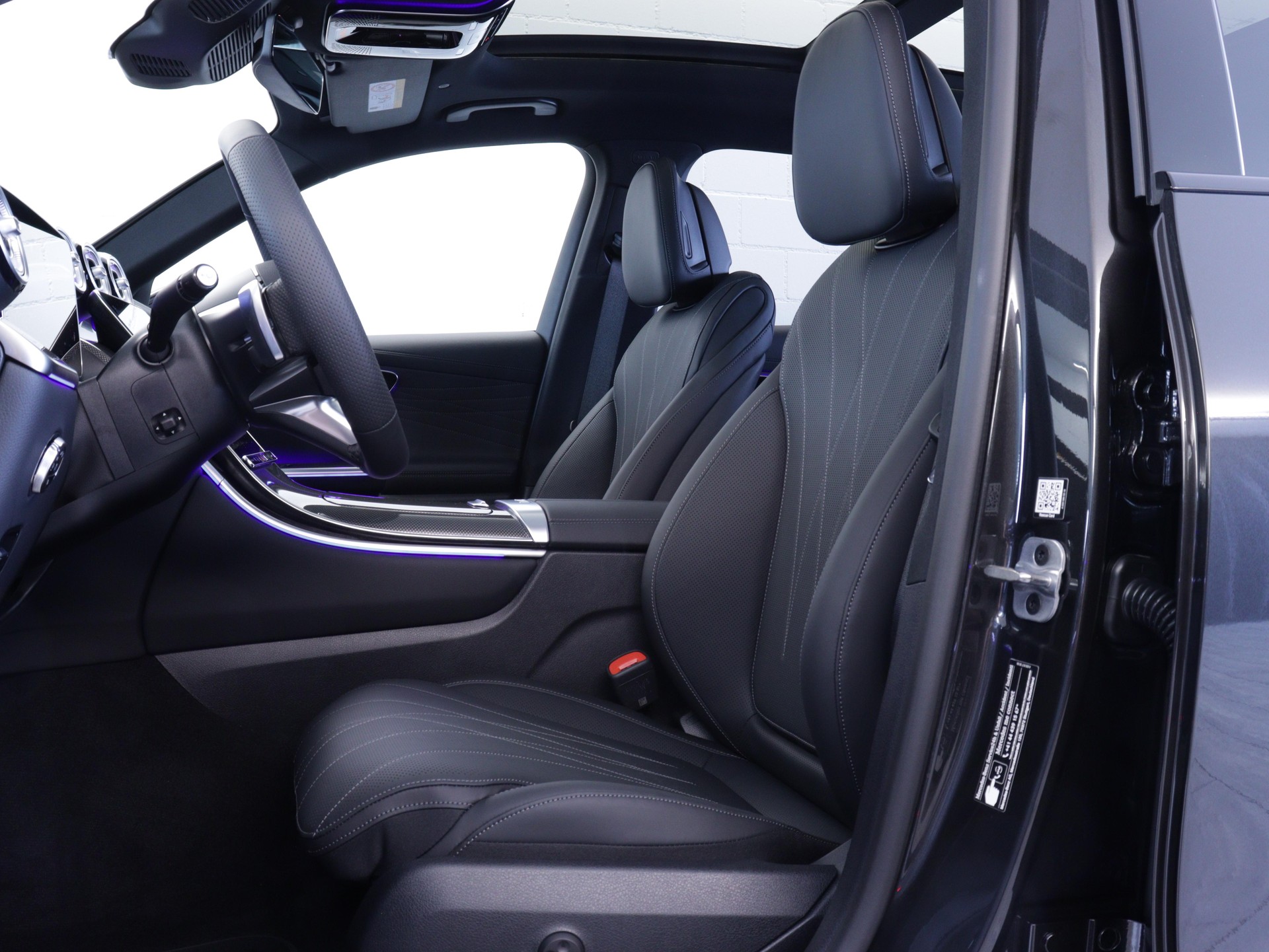 MERCEDES-BENZ GLC 300 d AMG Line 4matic-image-7