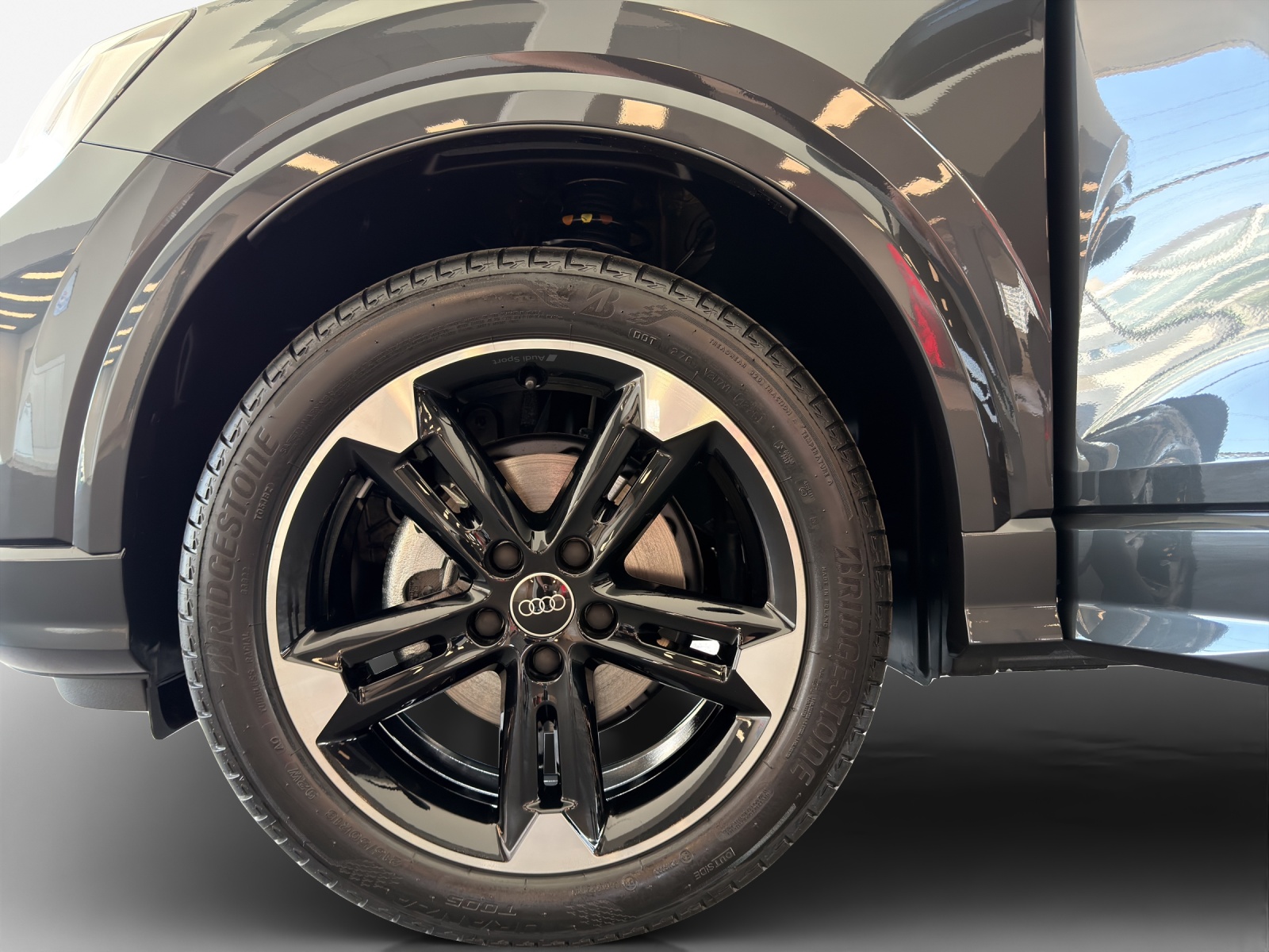 AUDI Q2 35 TFSI advanced S-tronic-image-15