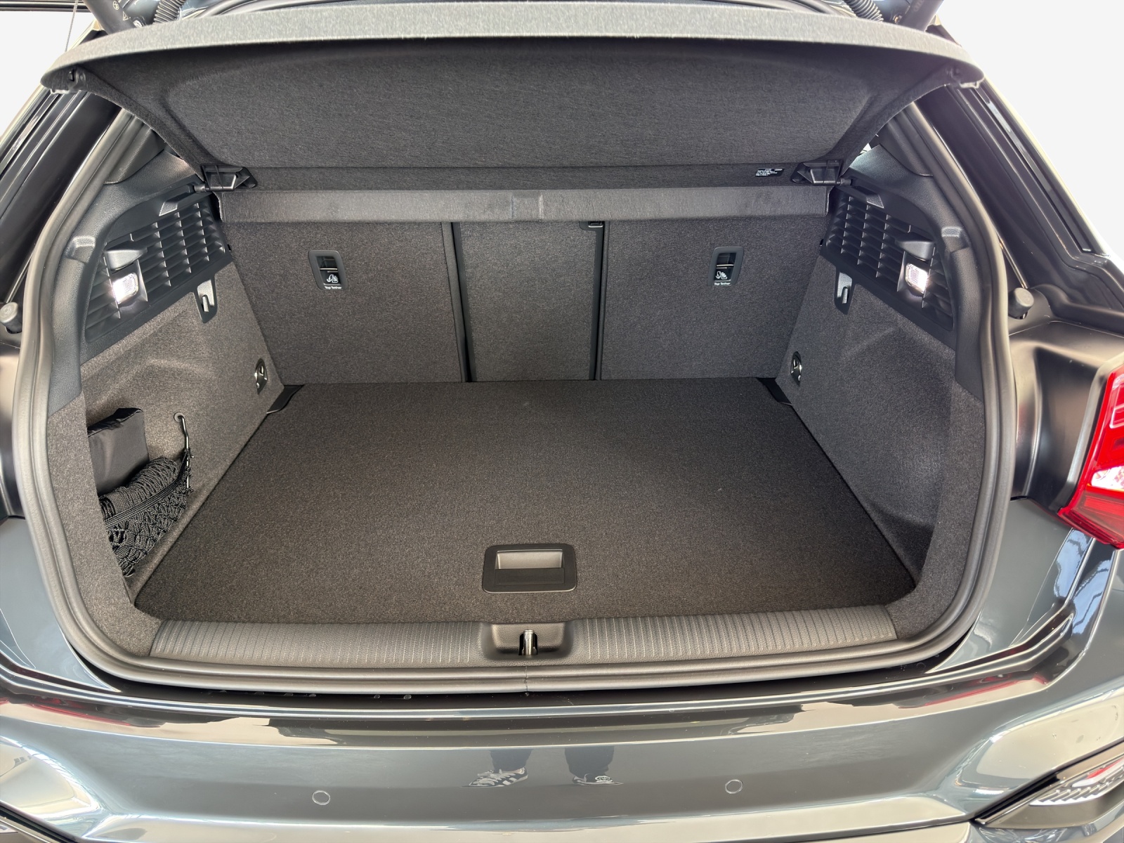 AUDI Q2 35 TFSI advanced S-tronic-image-12