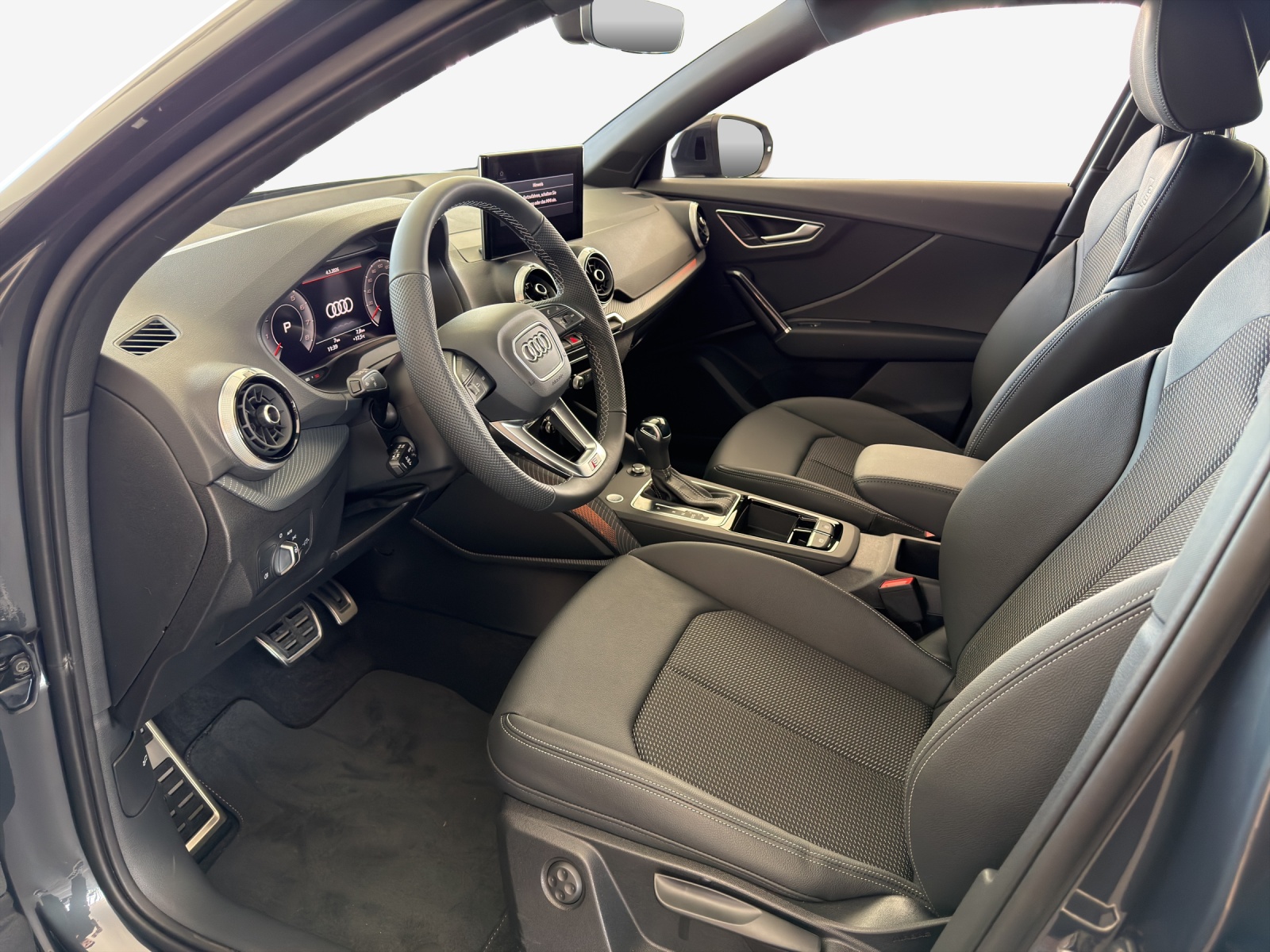 AUDI Q2 35 TFSI advanced S-tronic-image-7