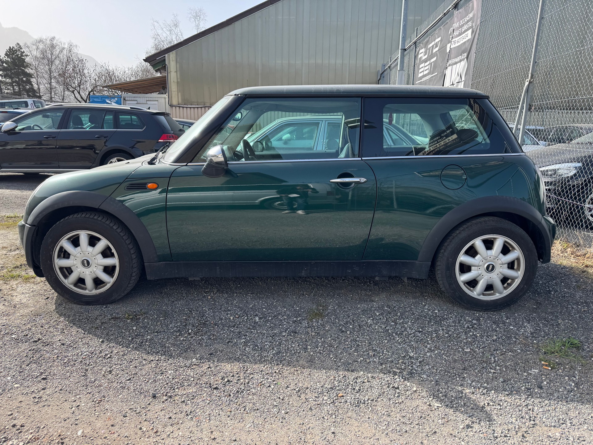 MINI One-image-2