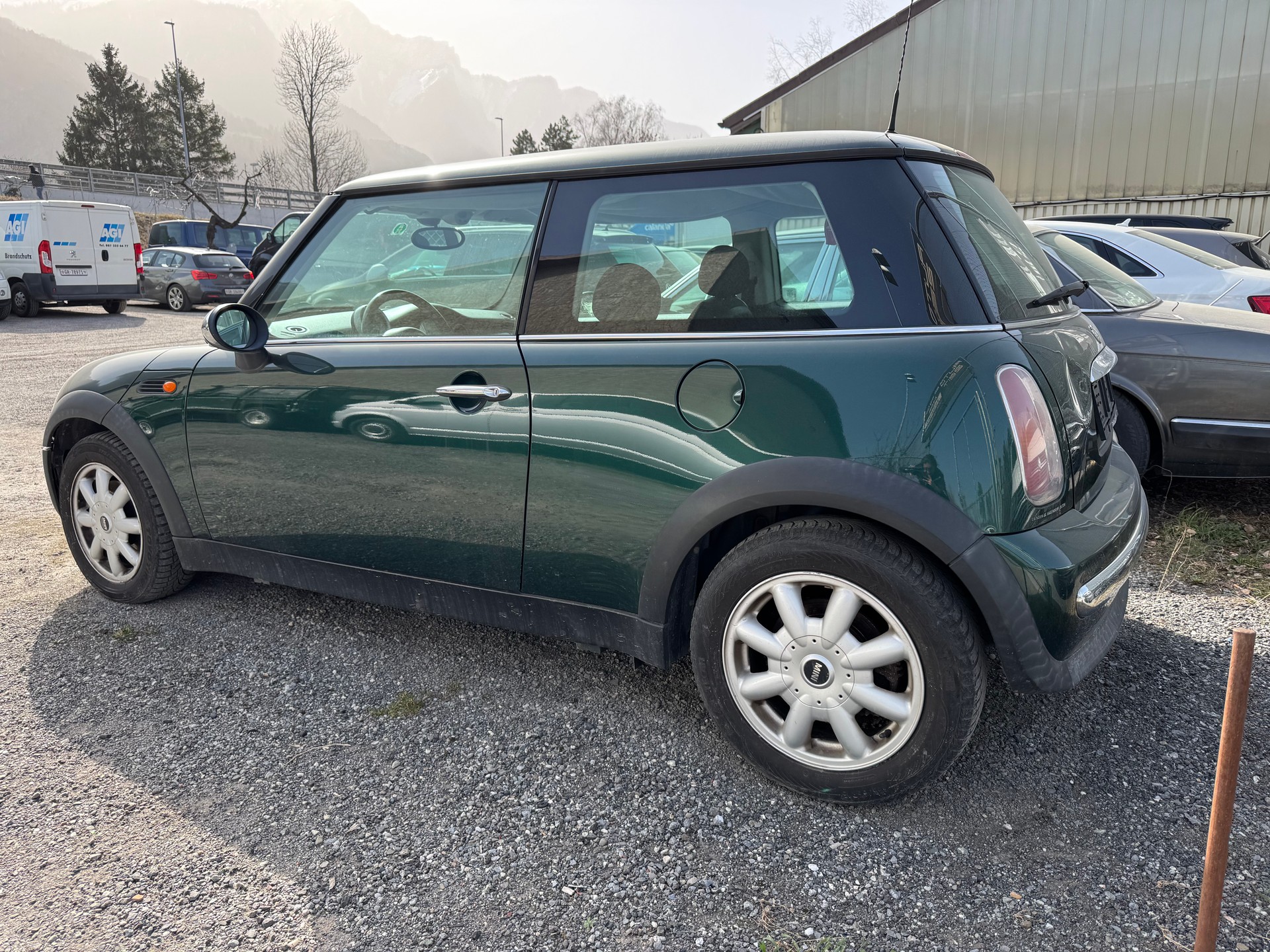 MINI One-image-3