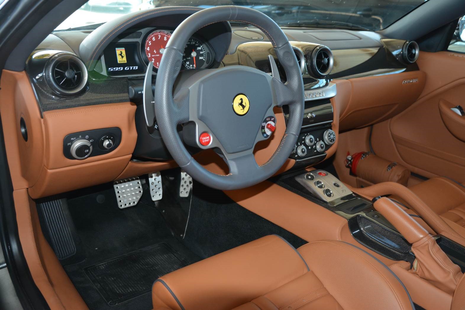 FERRARI 599 GTB Fiorano F1-image-21