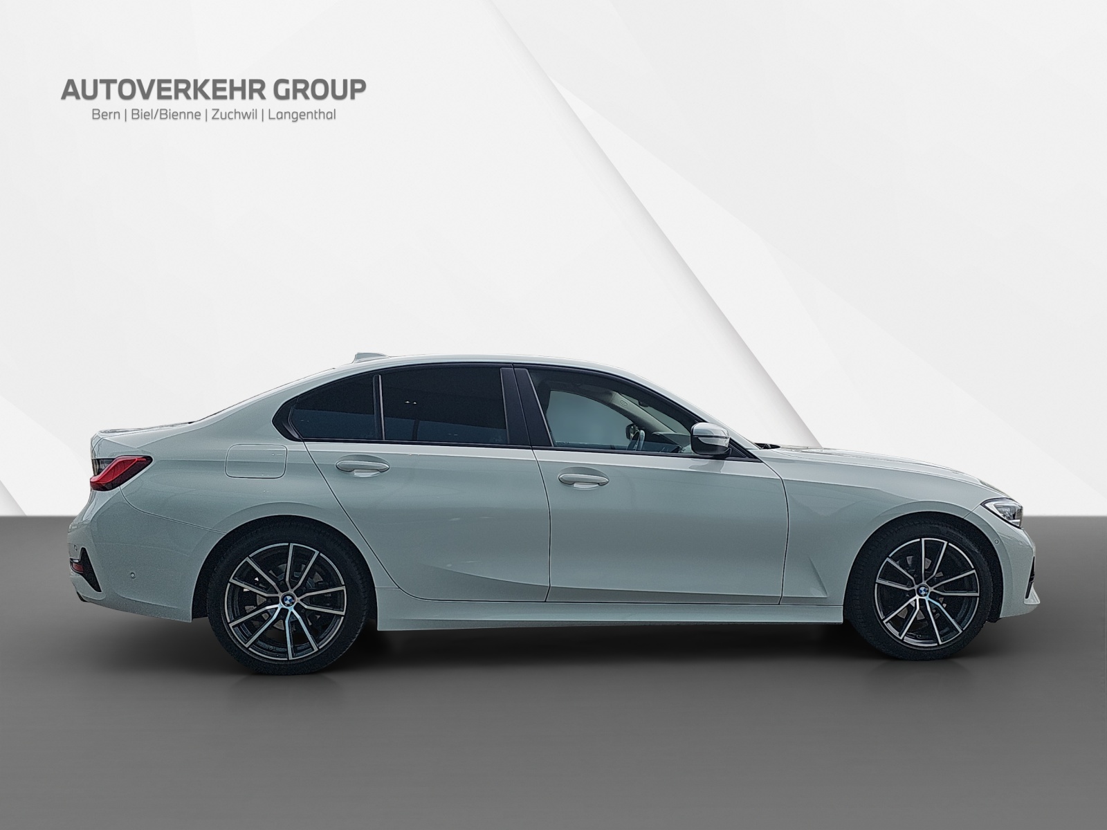BMW 320d xDrive-image-6