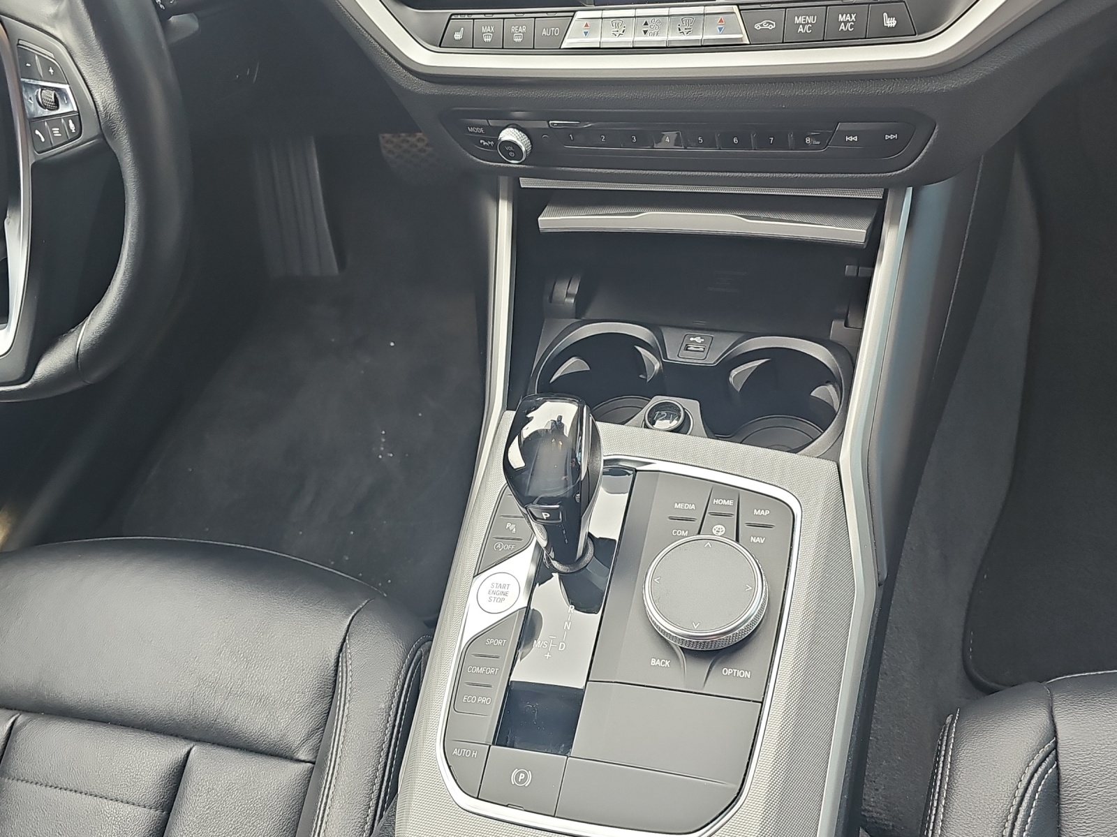 BMW 320d xDrive-image-17