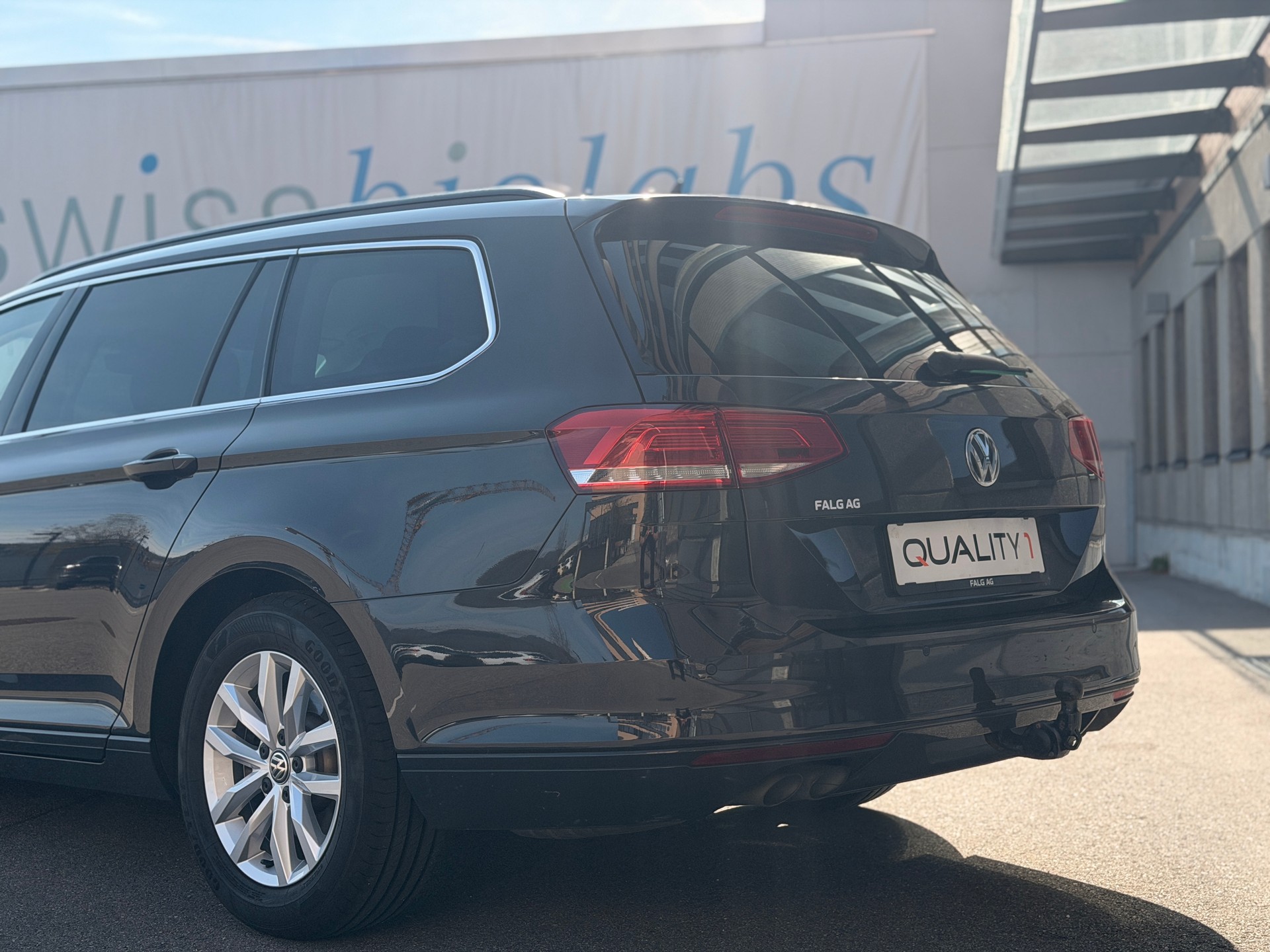 VW Passat Variant 2.0 TDI SCR BMT Comfortline DSG-image-11