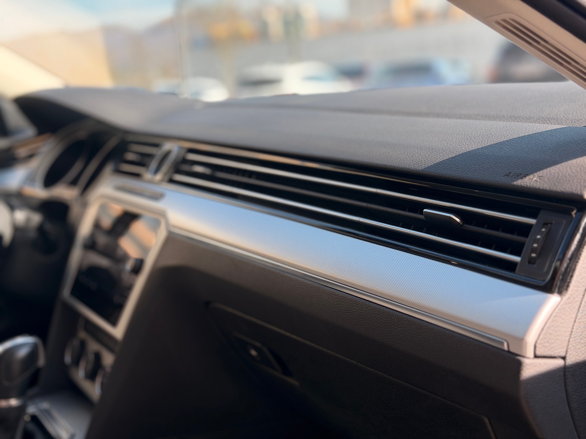 VW Passat Variant 2.0 TDI SCR BMT Comfortline DSG-image-27