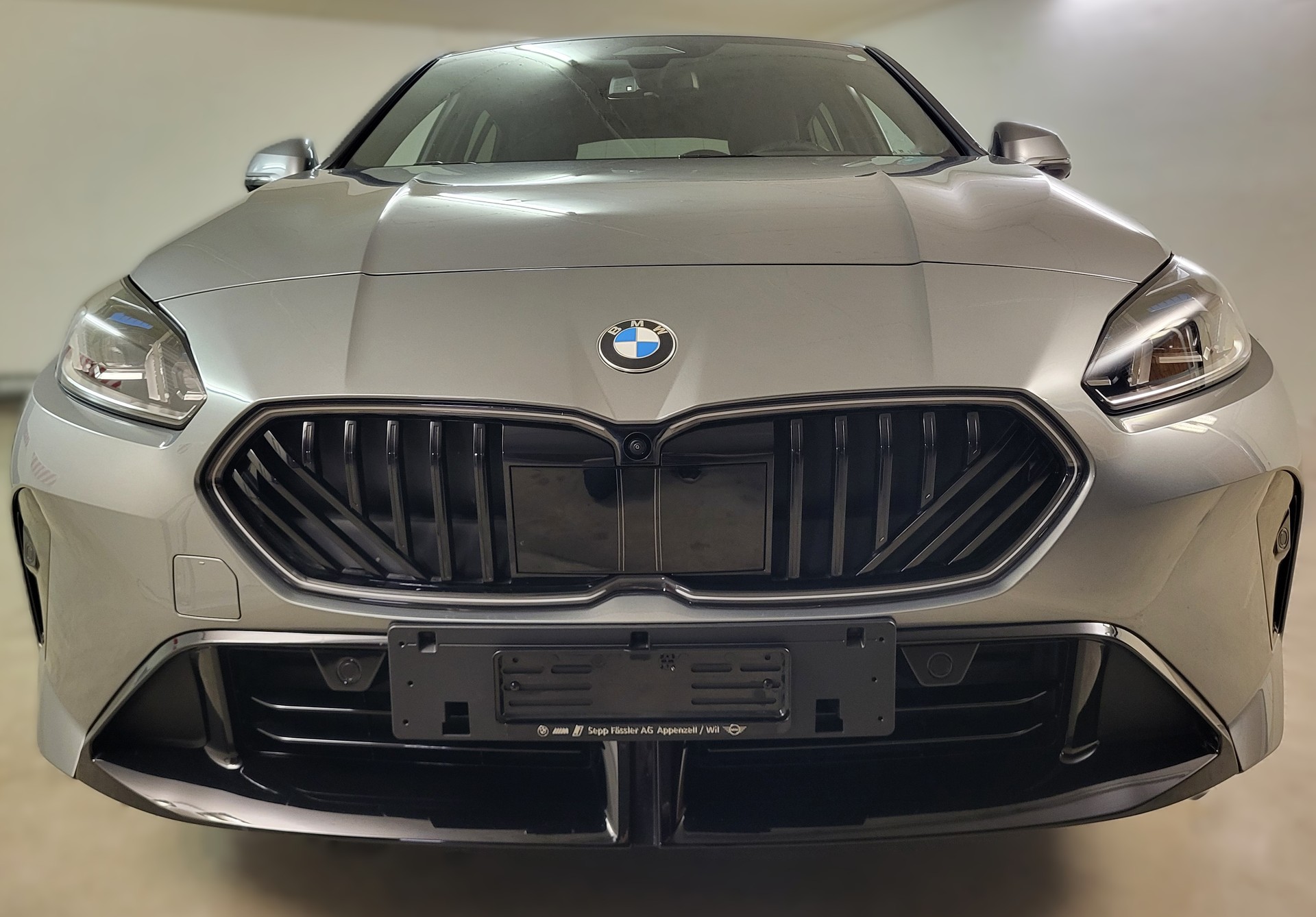 BMW 120d M Sport Steptronic-image-6