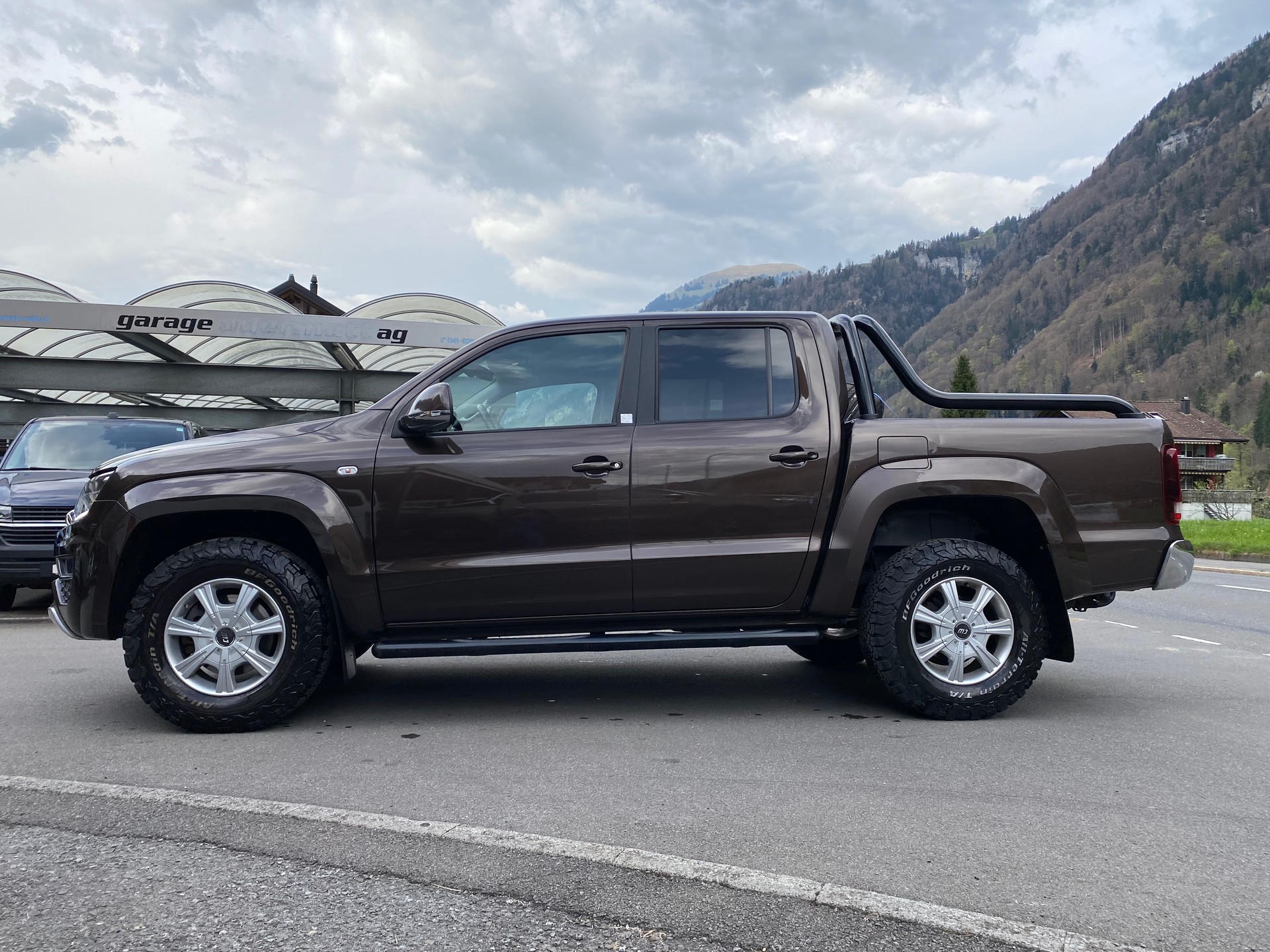 VW Amarok 3.0TDI Crossline 4Motion Automatic-image-0