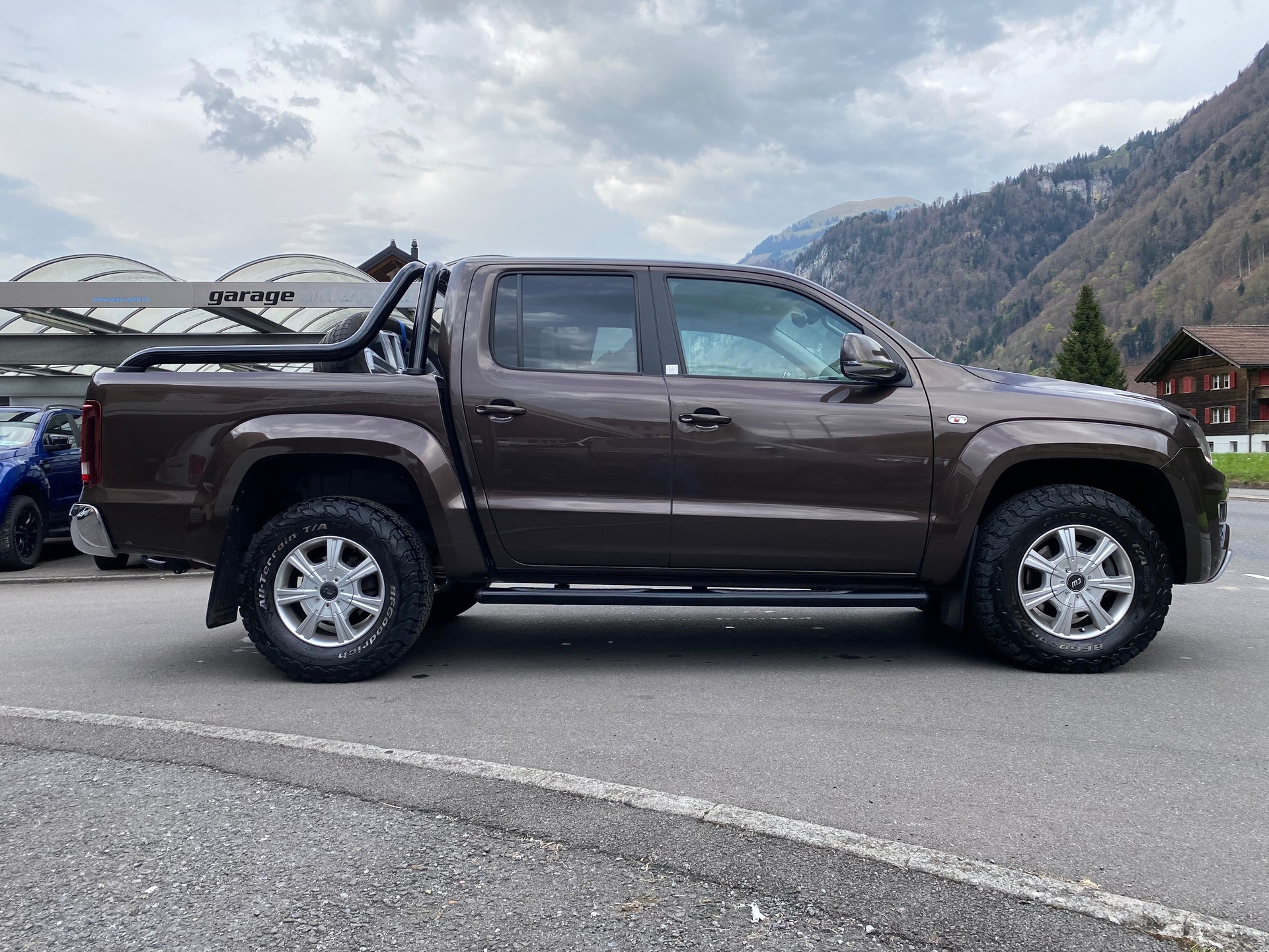 VW Amarok 3.0TDI Crossline 4Motion Automatic-image-14
