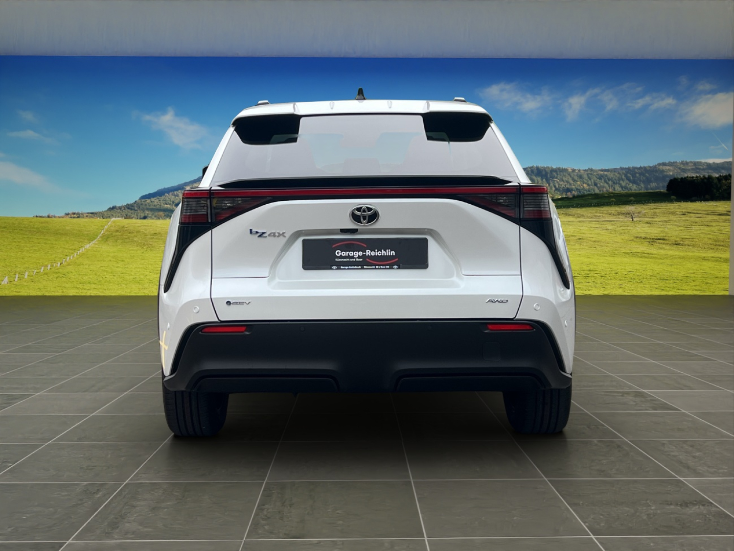 TOYOTA bZ4X Premium AWD-showroom-element-3