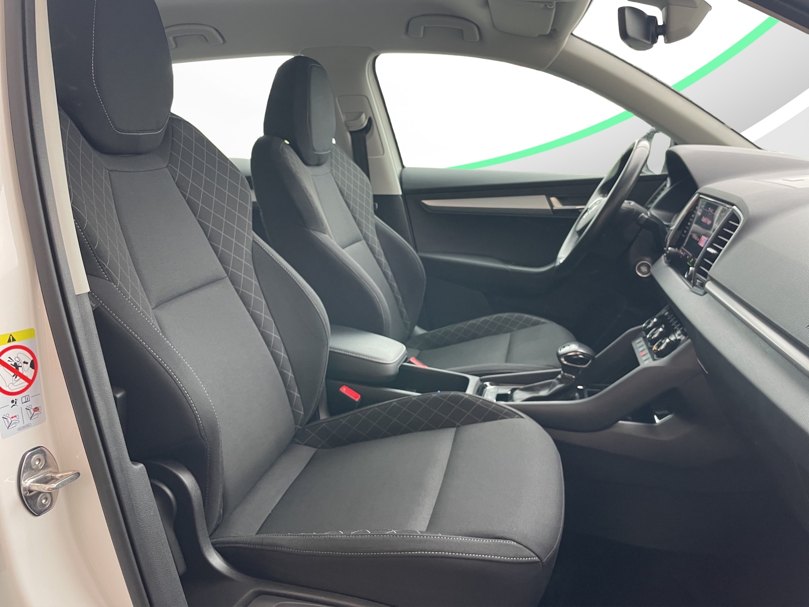 SKODA Karoq 2.0 TDI CR Ambition 4x4 DSG-image-12