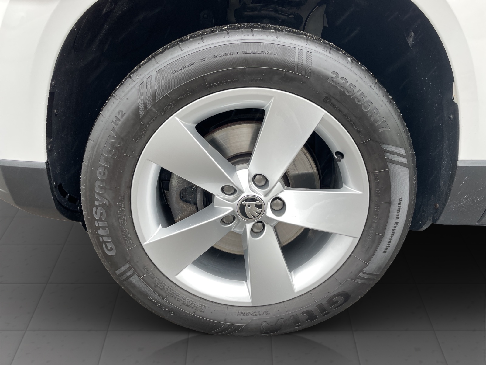 SKODA Karoq 2.0 TDI CR Ambition 4x4 DSG-image-17