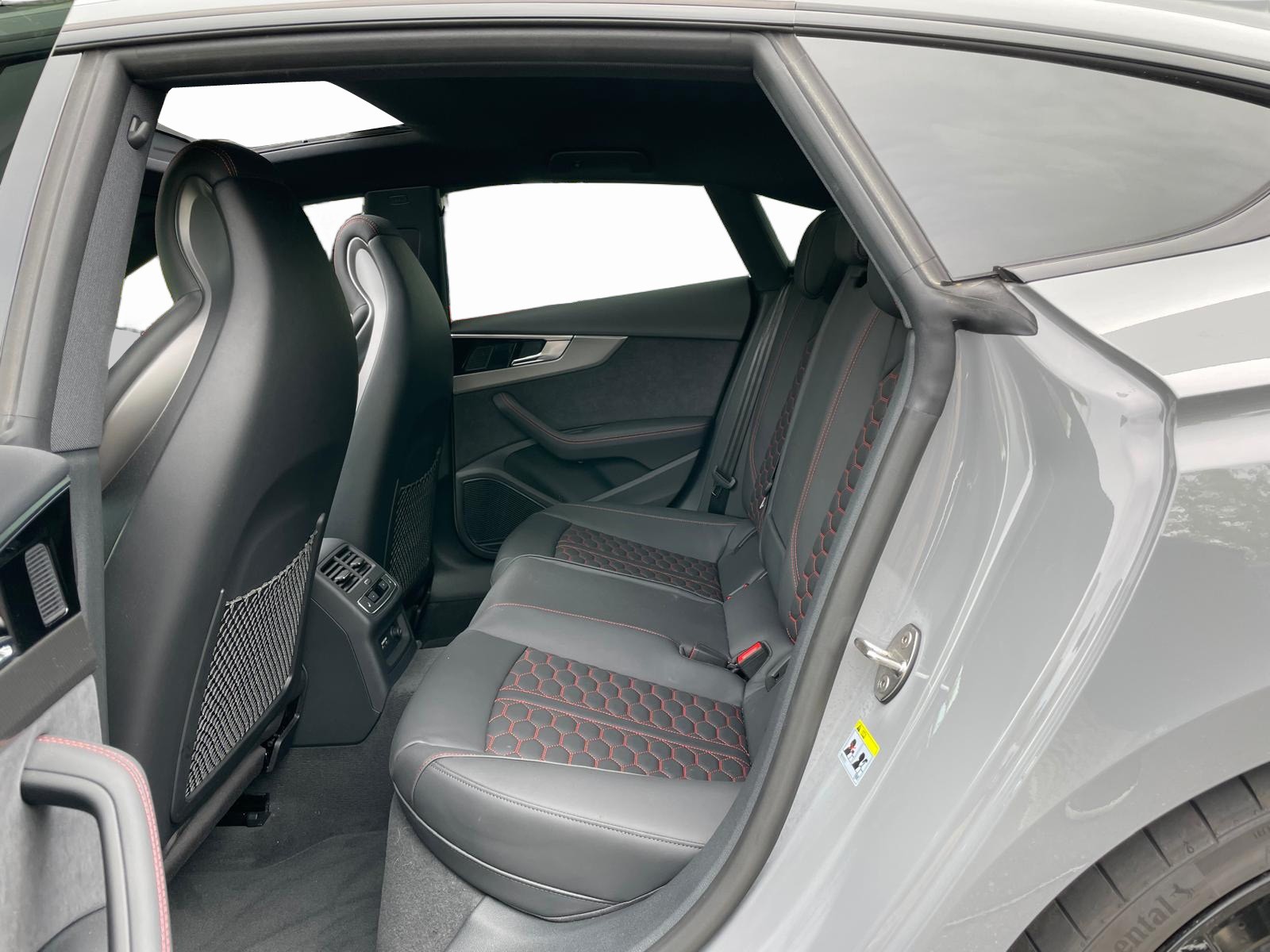 AUDI RS5 Sportback 2.9 TFSI quattro tiptronic-image-6