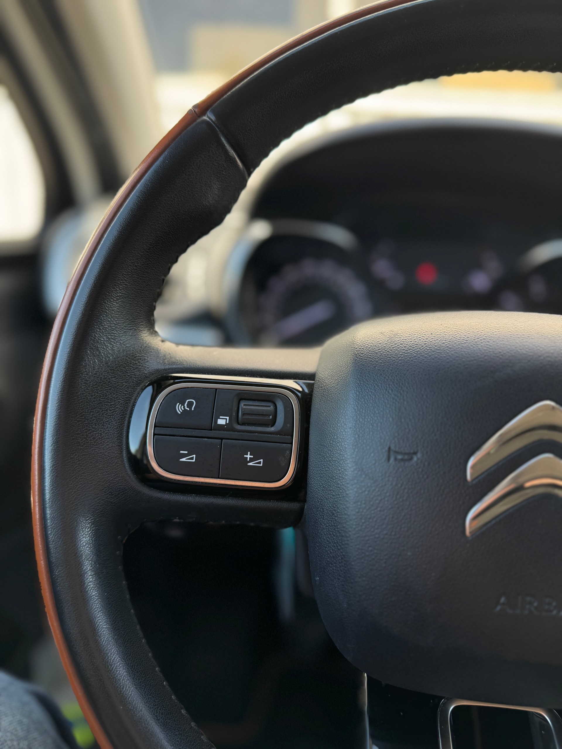 CITROEN C3 1.2i PureTech Feel-image-17