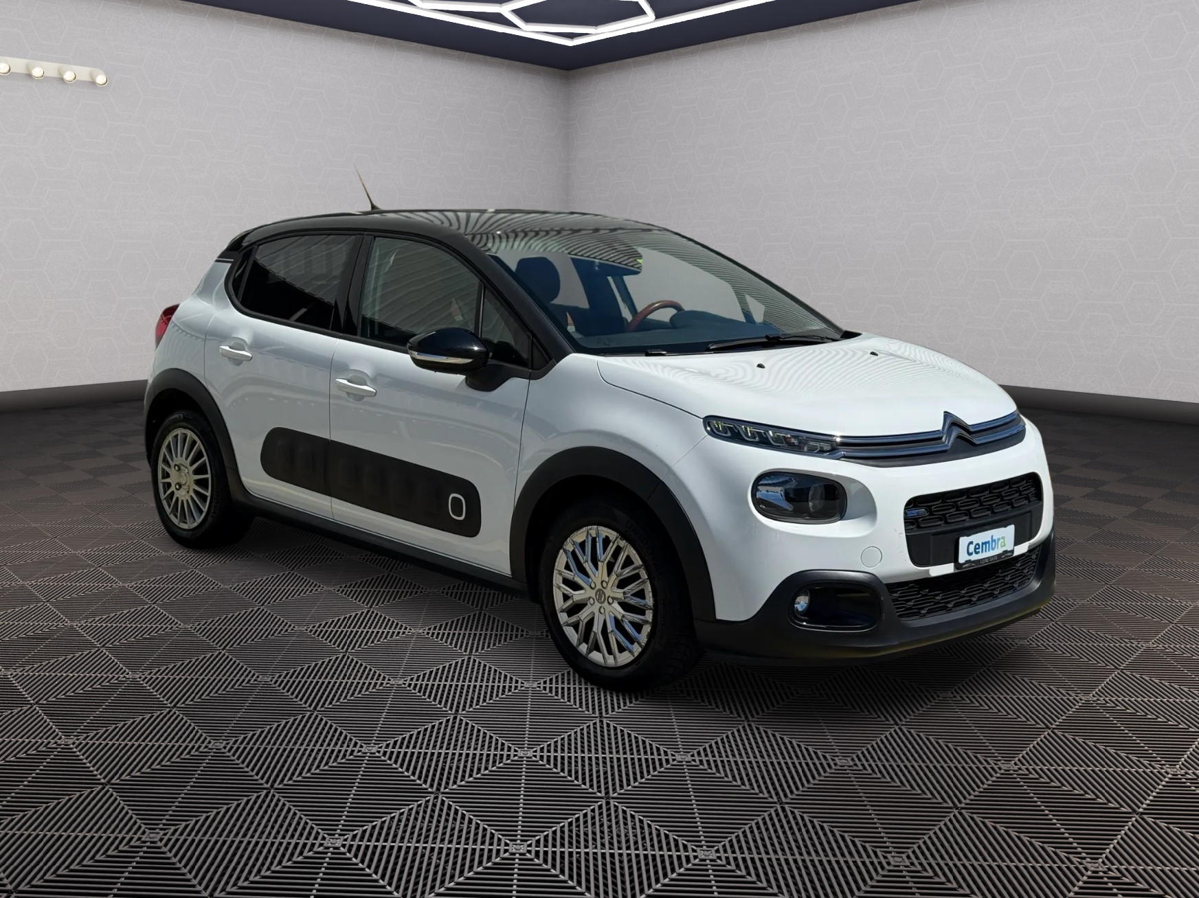 CITROEN C3 1.2i PureTech Feel-image-2