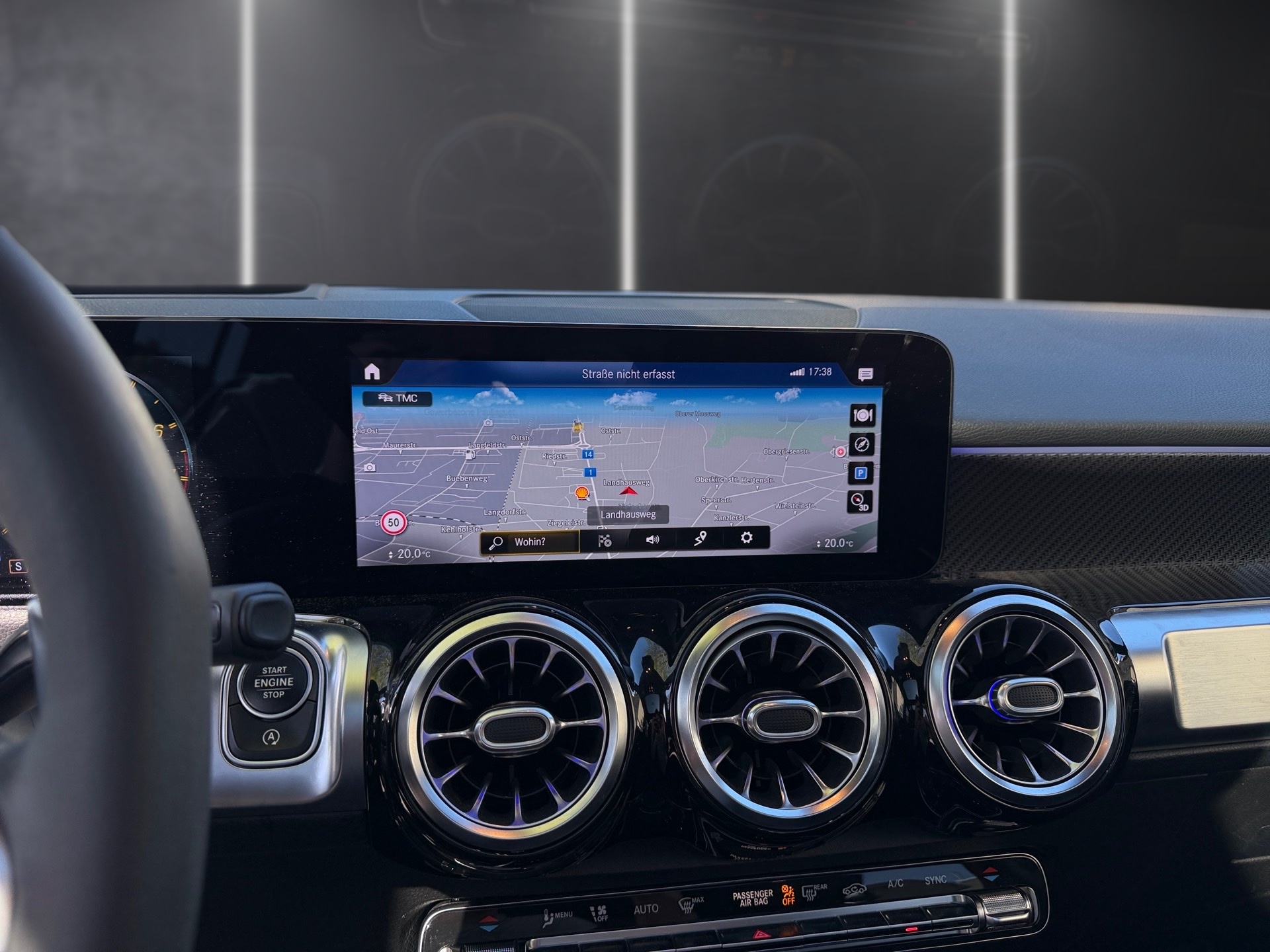 MERCEDES-BENZ GLB 35 AMG 4Matic 8G-Tronic-image-9