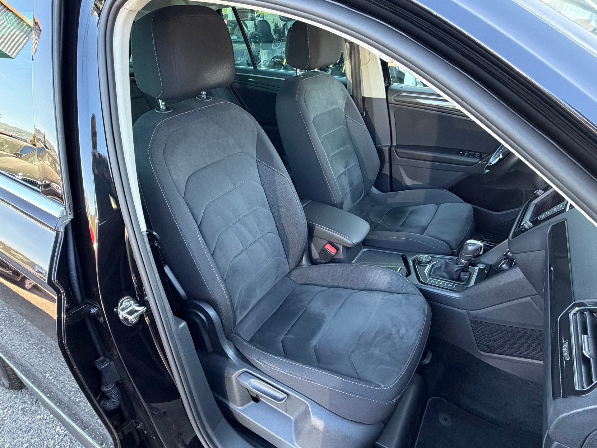 VW Tiguan 2.0TSI Highline 4Motion DSG-image-12