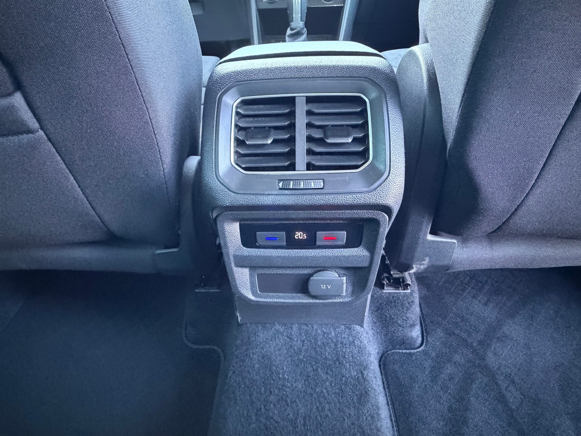 VW Tiguan 2.0TSI Highline 4Motion DSG-image-15