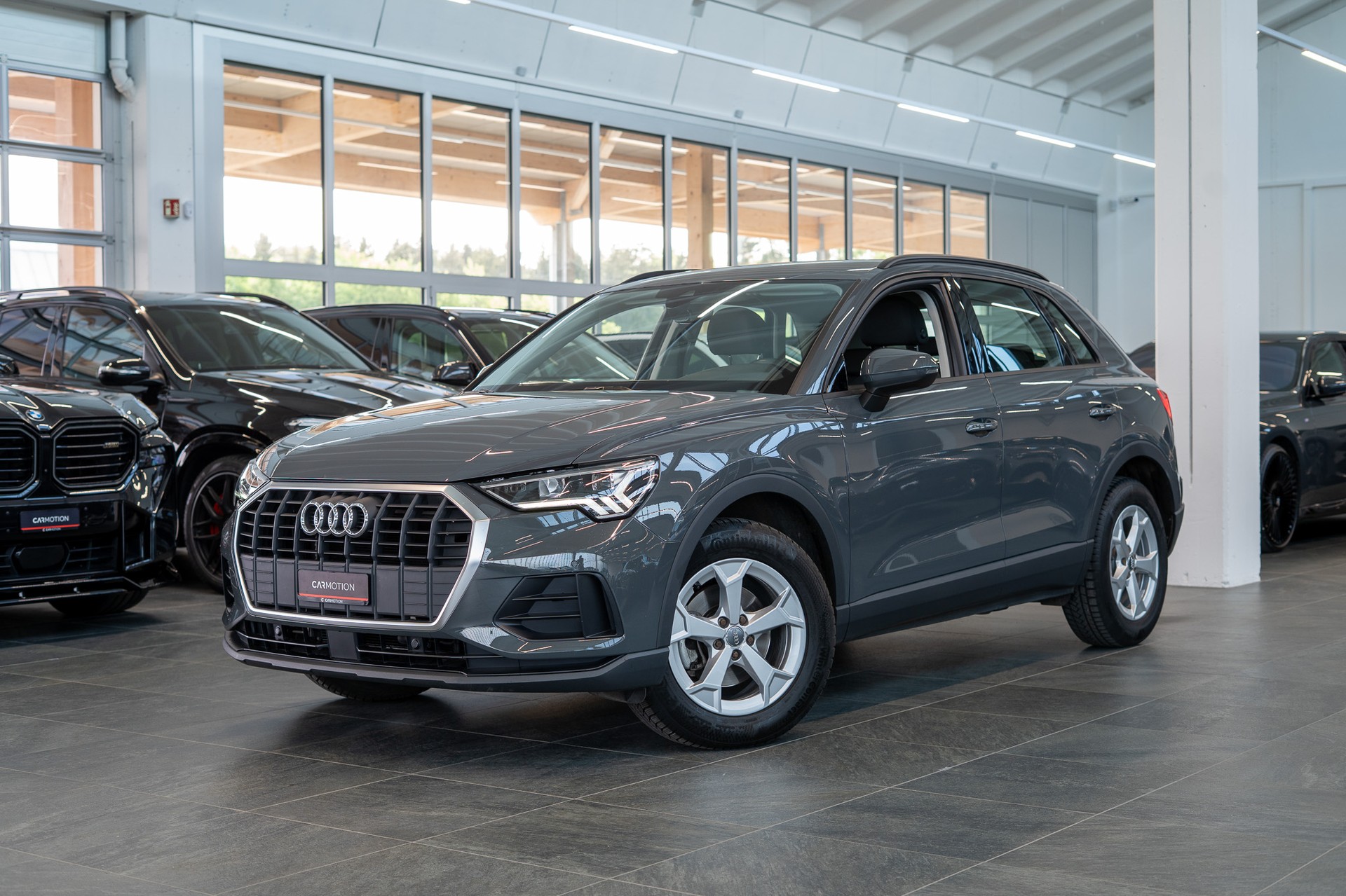 AUDI Q3 1.5 35 TFSI Attraction S-Tronic / CH-Fahrzeug / Rückfahrkamera / el.Heckklappe-image-0